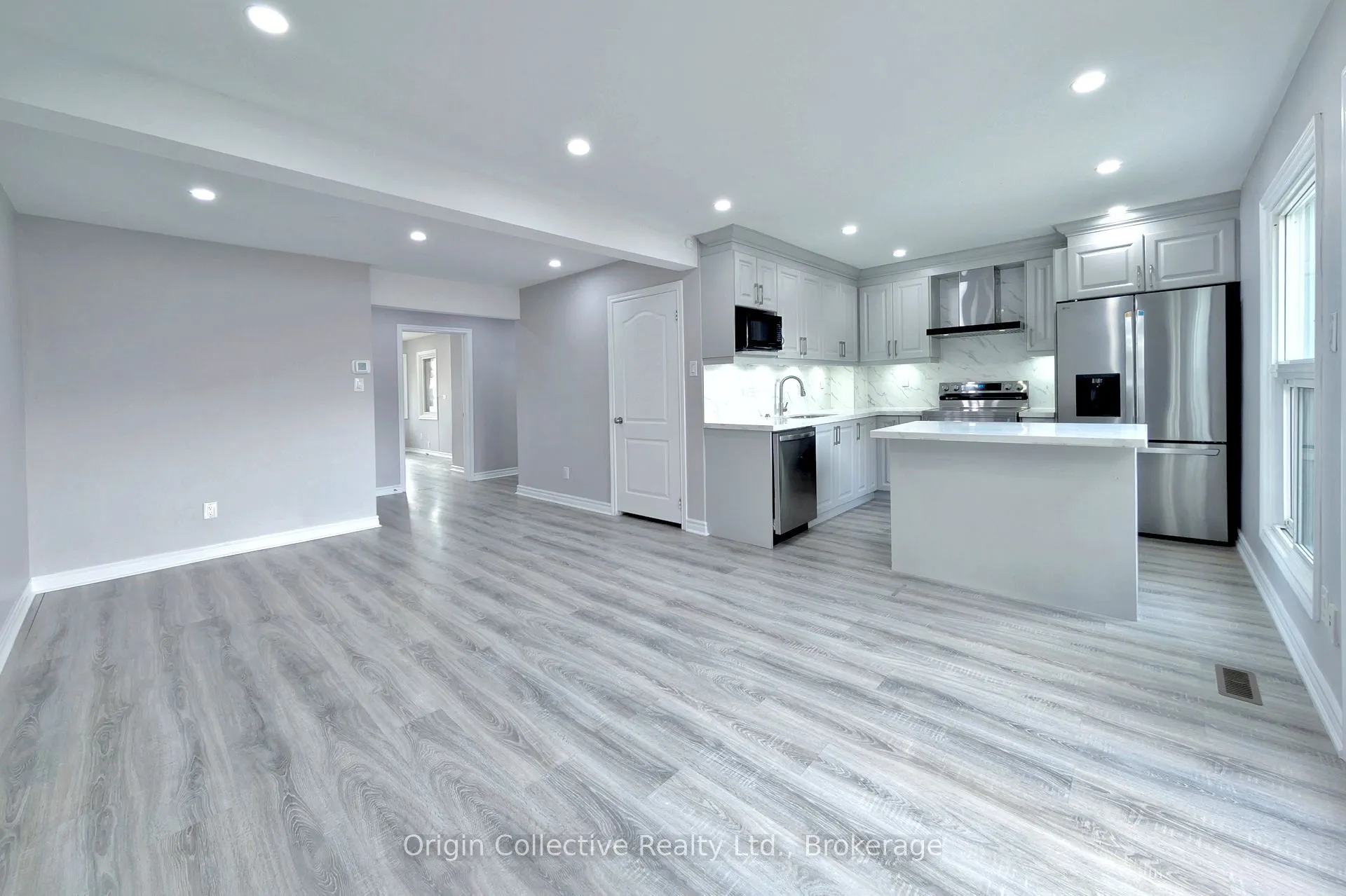 47 Woolenscote Circle