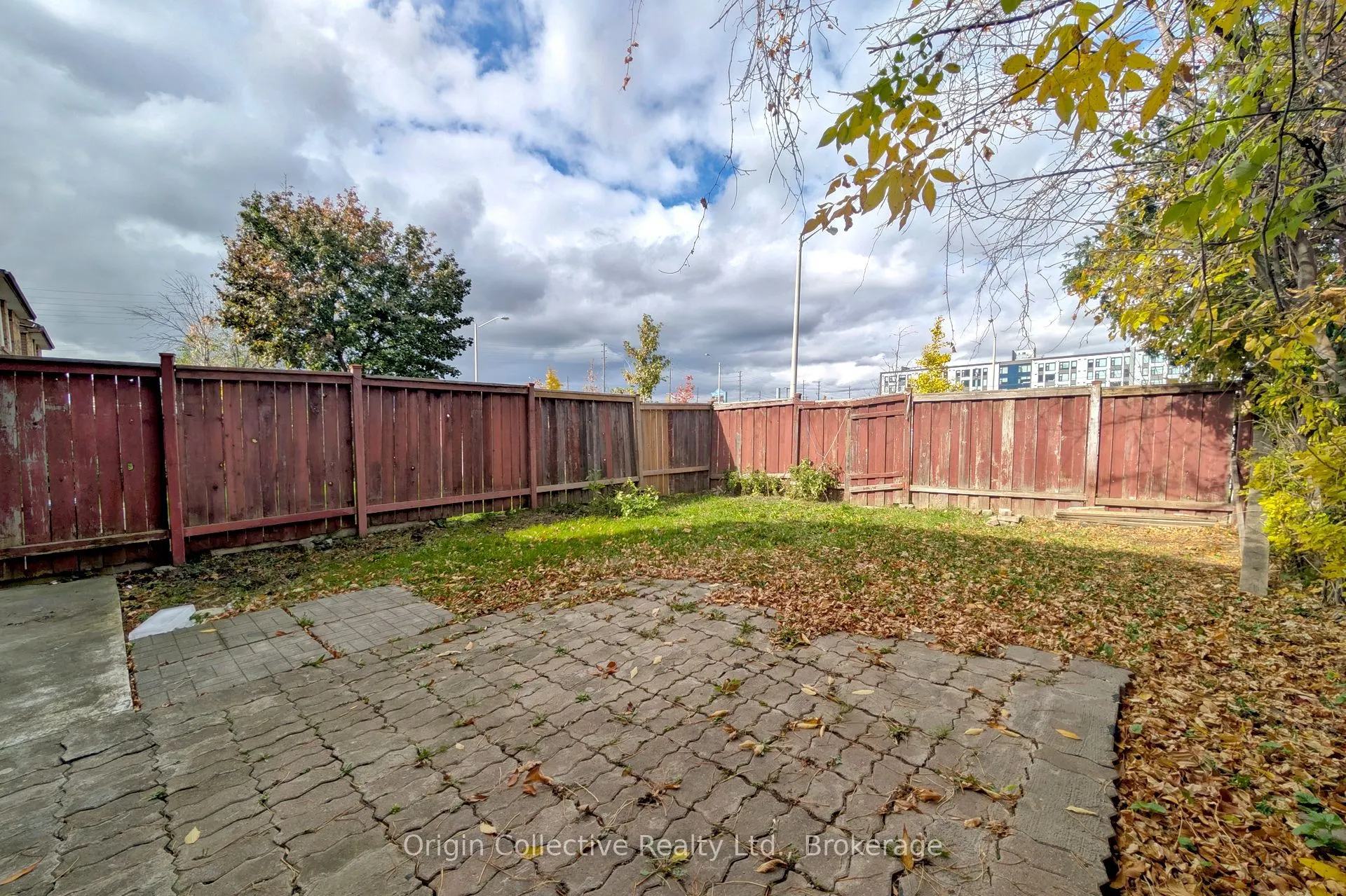 47 Woolenscote Circle