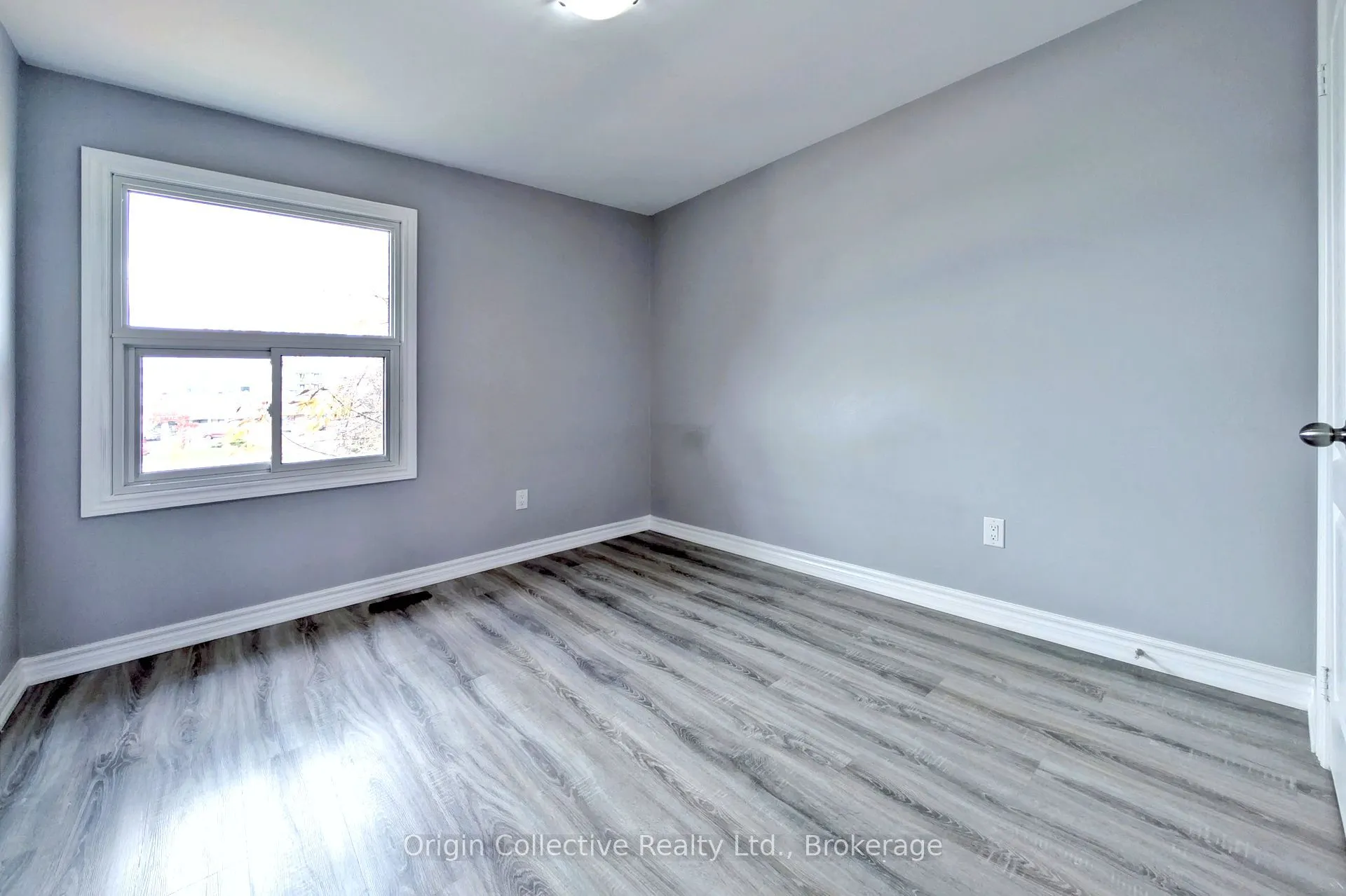 47 Woolenscote Circle