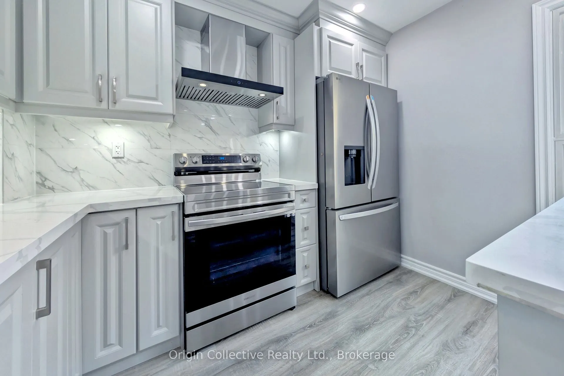 47 Woolenscote Circle