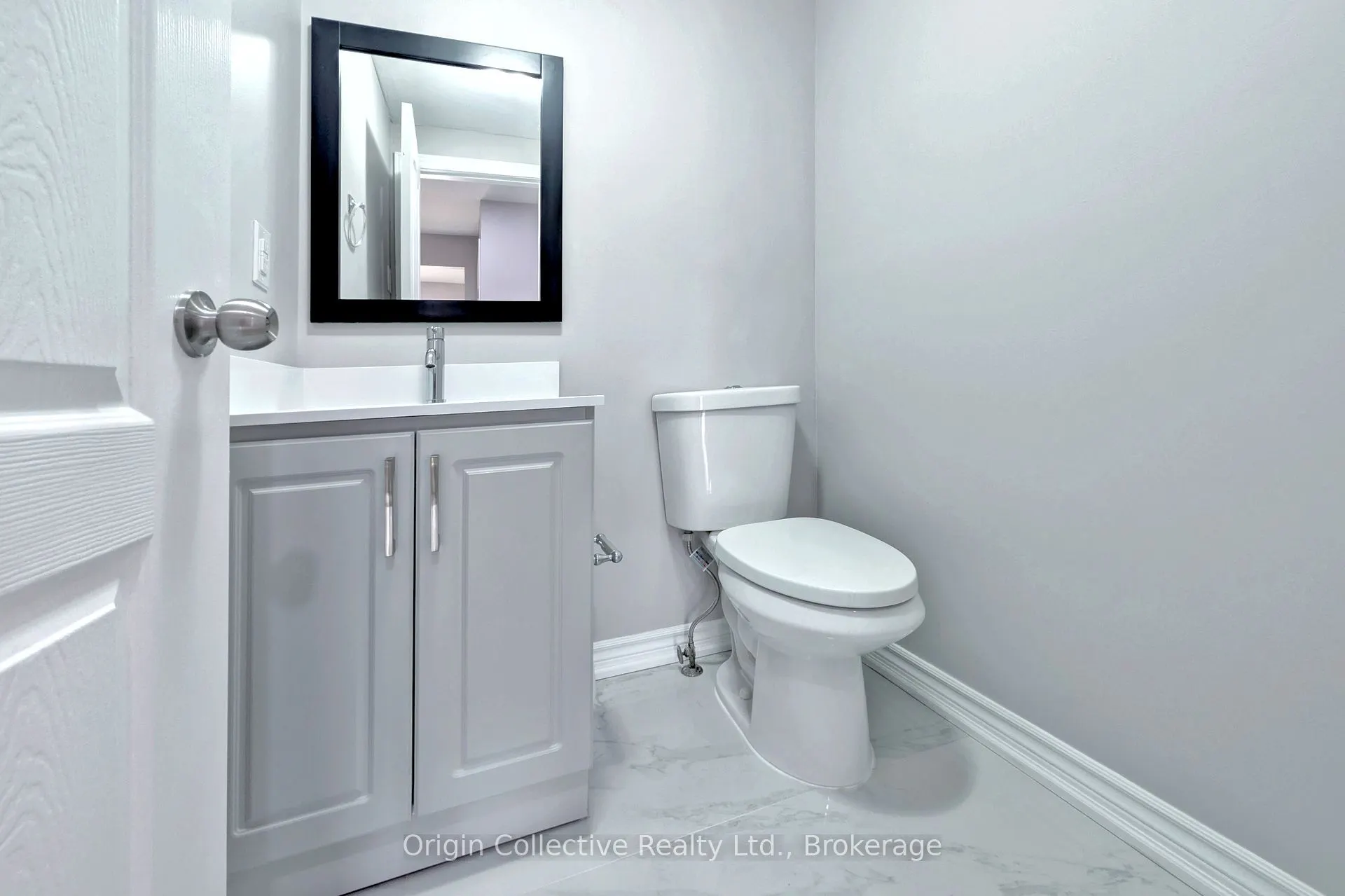 47 Woolenscote Circle