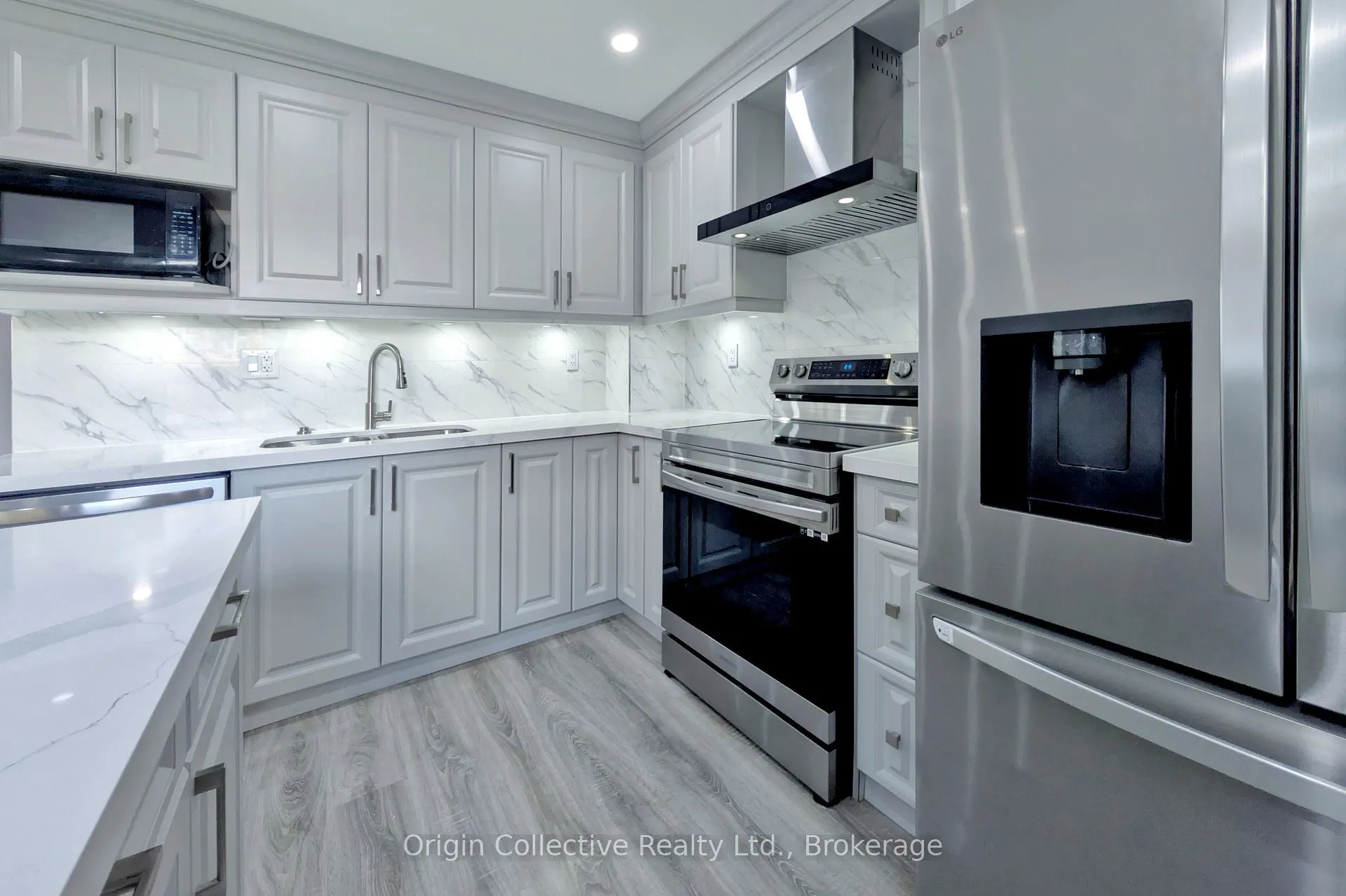 47 Woolenscote Circle