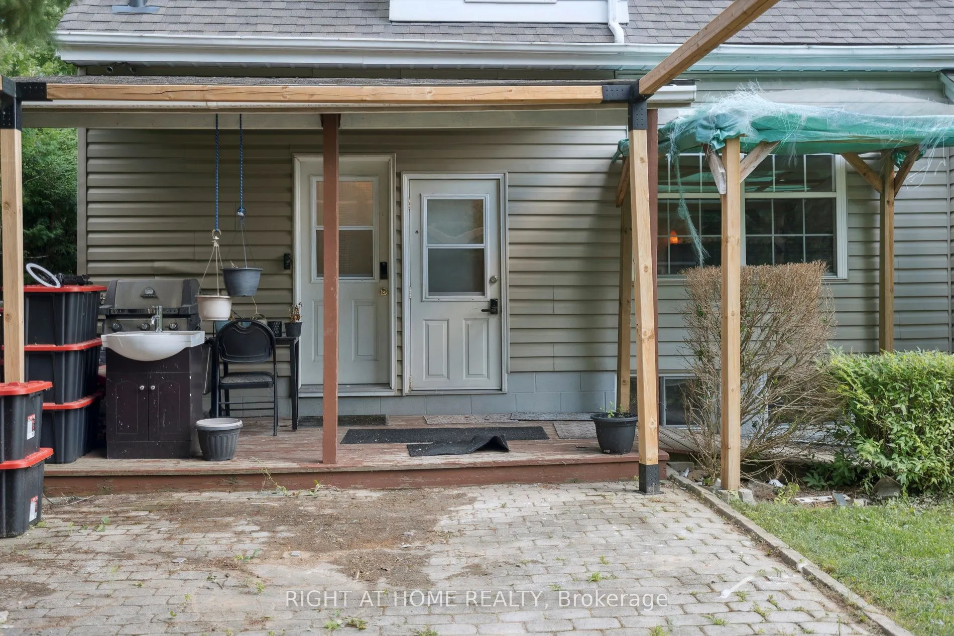 2343 Mountainside Drive