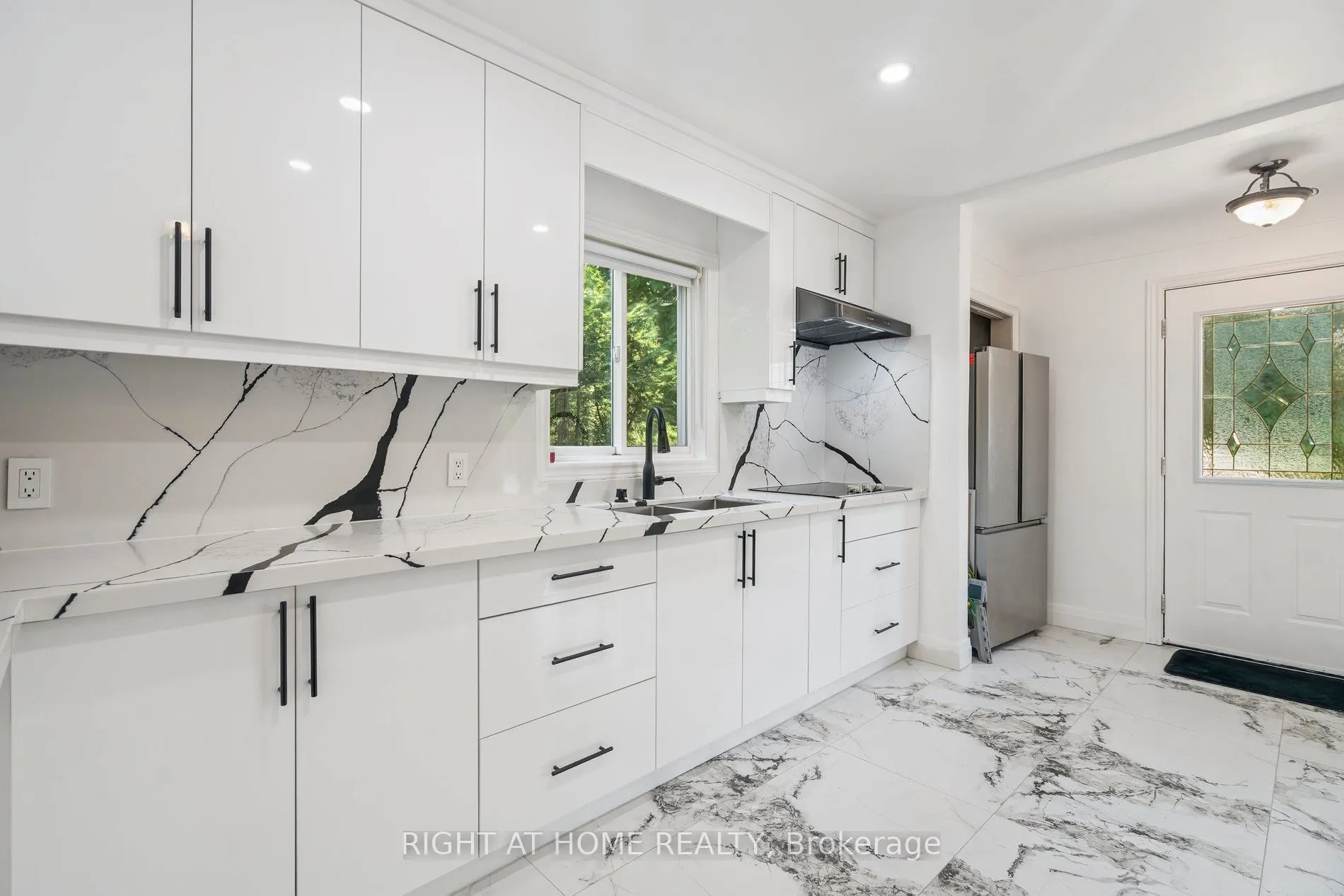 2343 Mountainside Drive