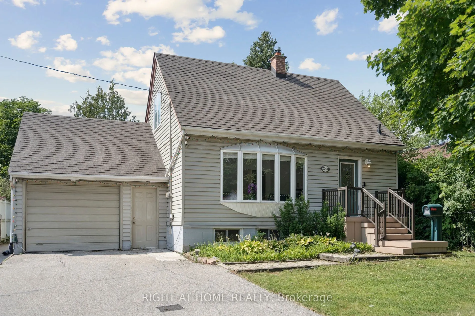 2343 Mountainside Drive