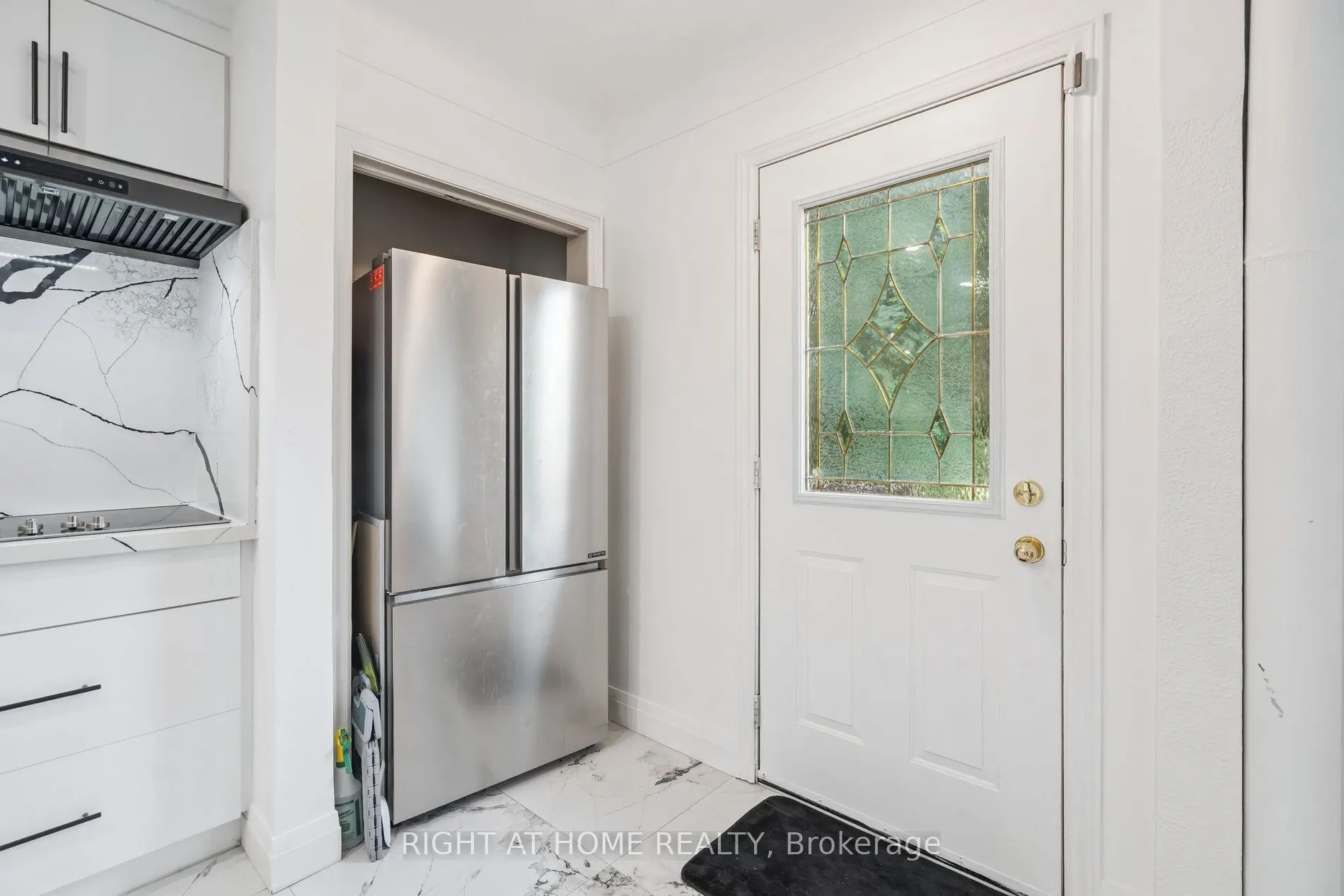 2343 Mountainside Drive