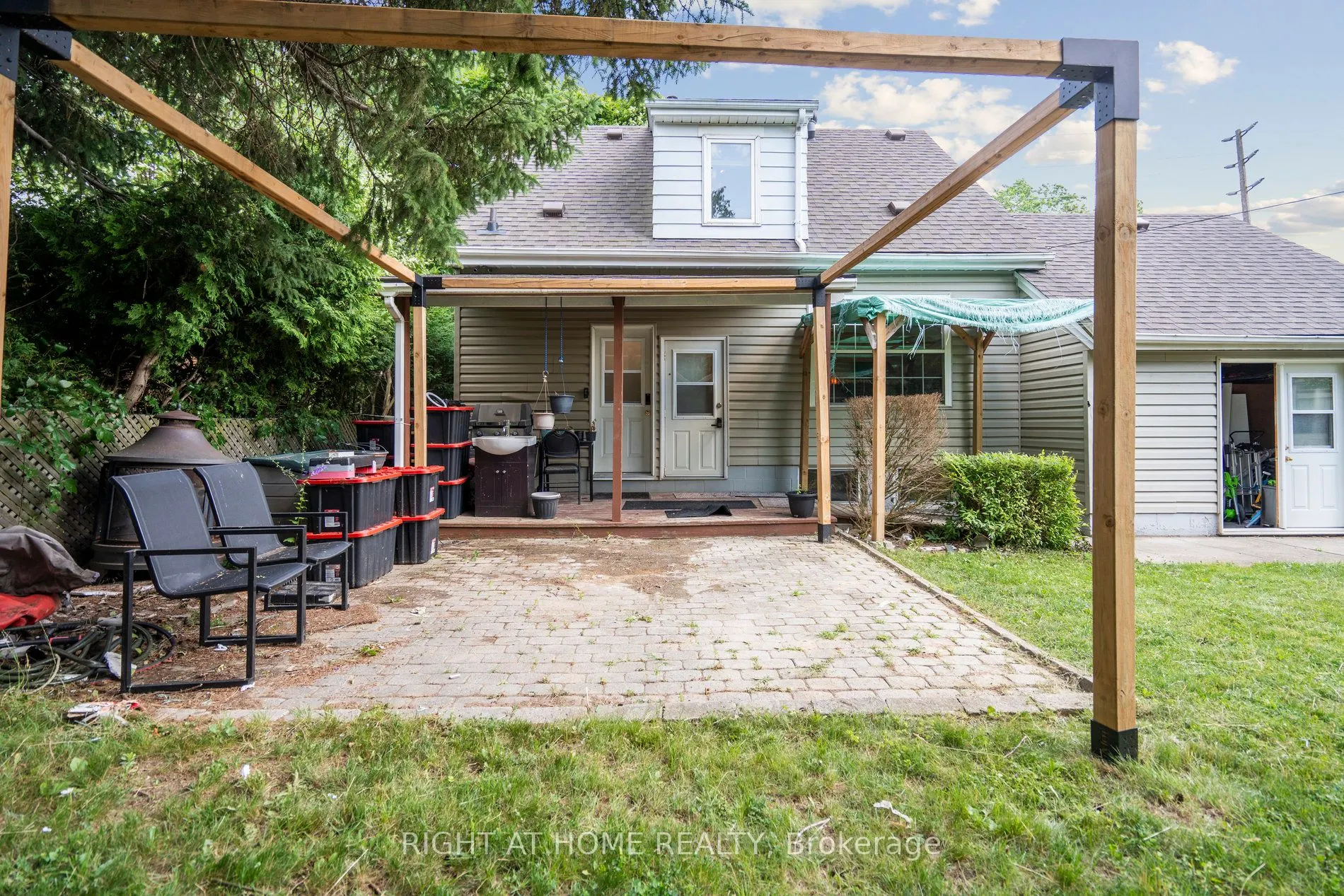 2343 Mountainside Drive