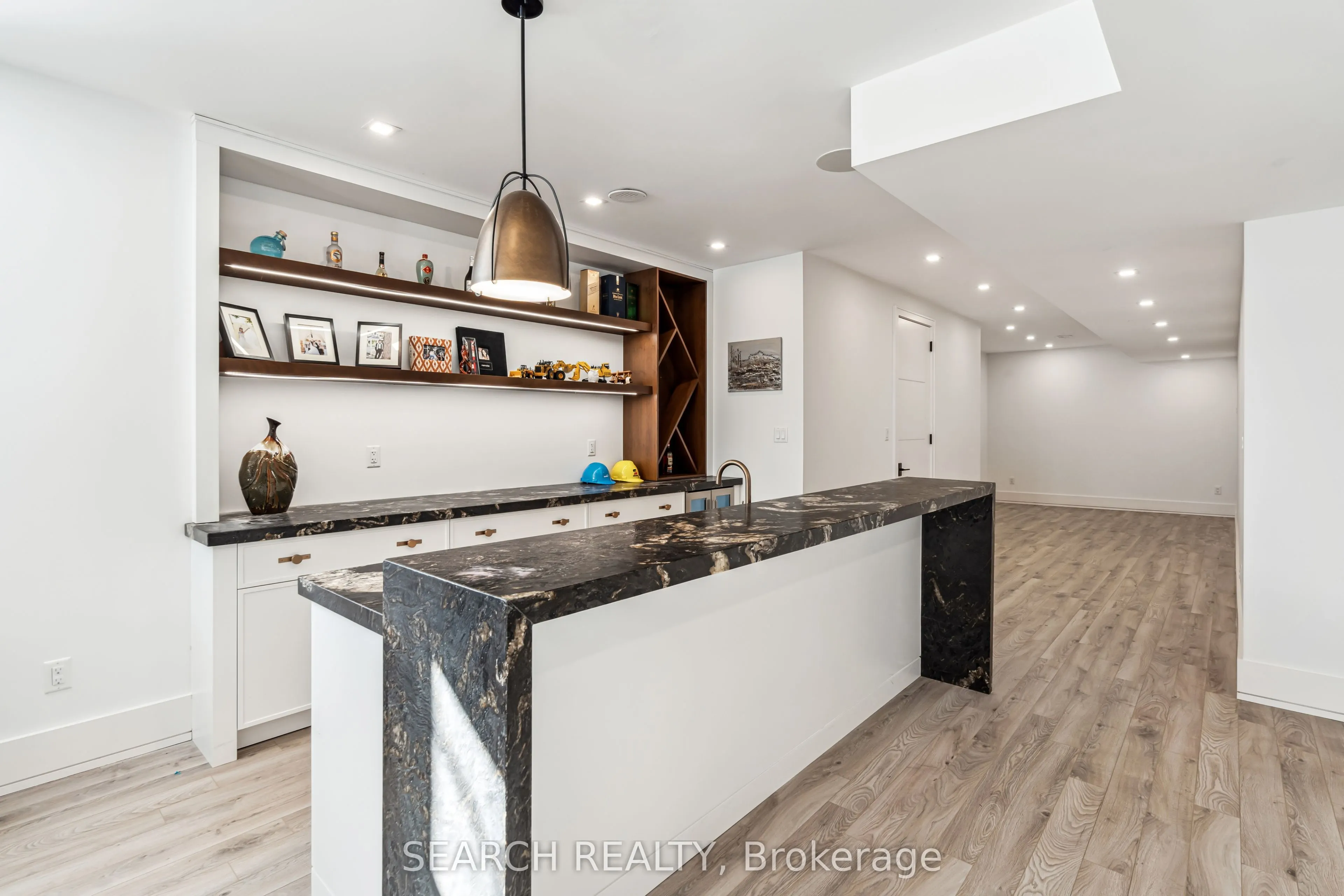 1297 Canterbury Road