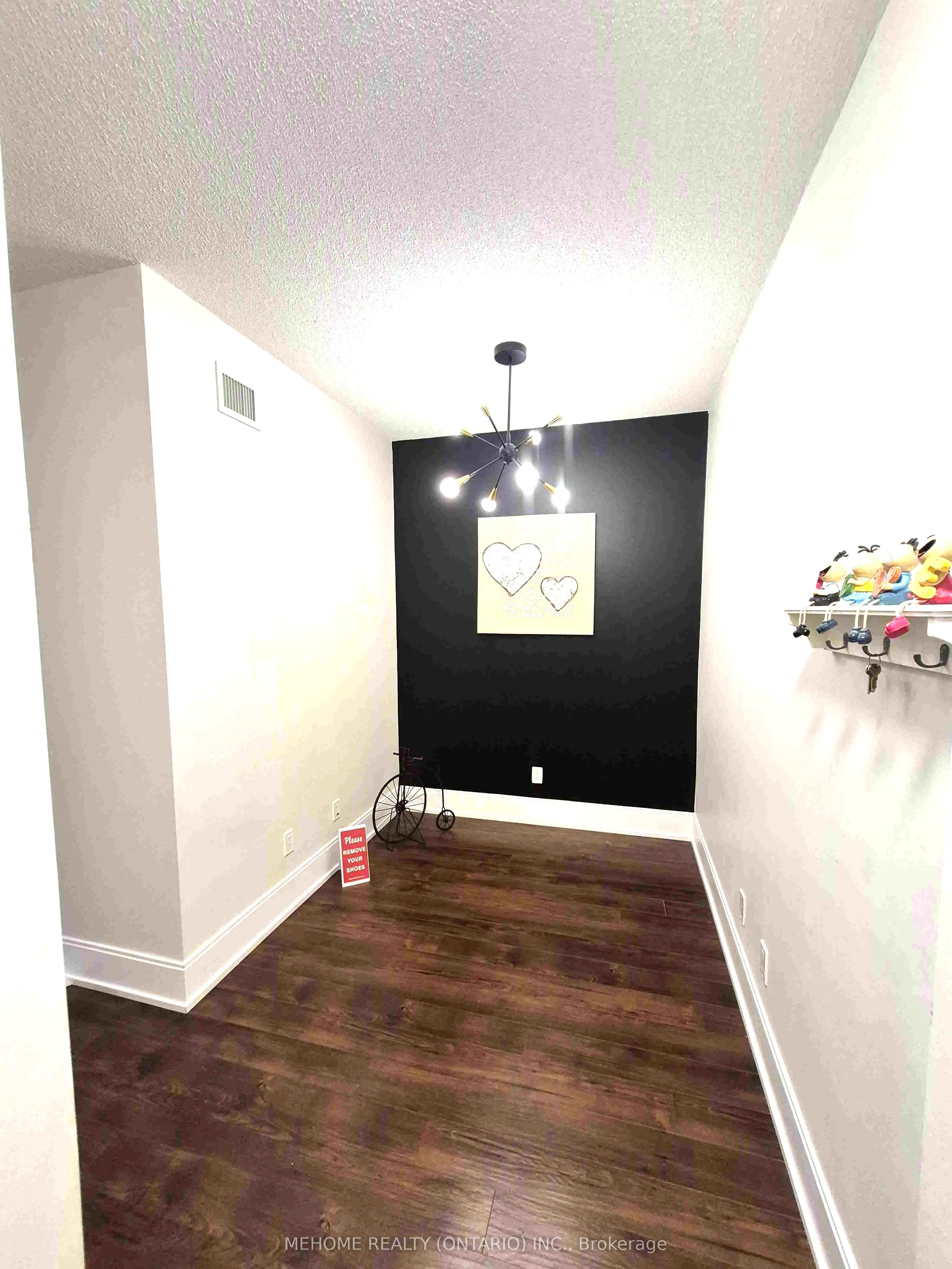 15 Viking Lane, #1705