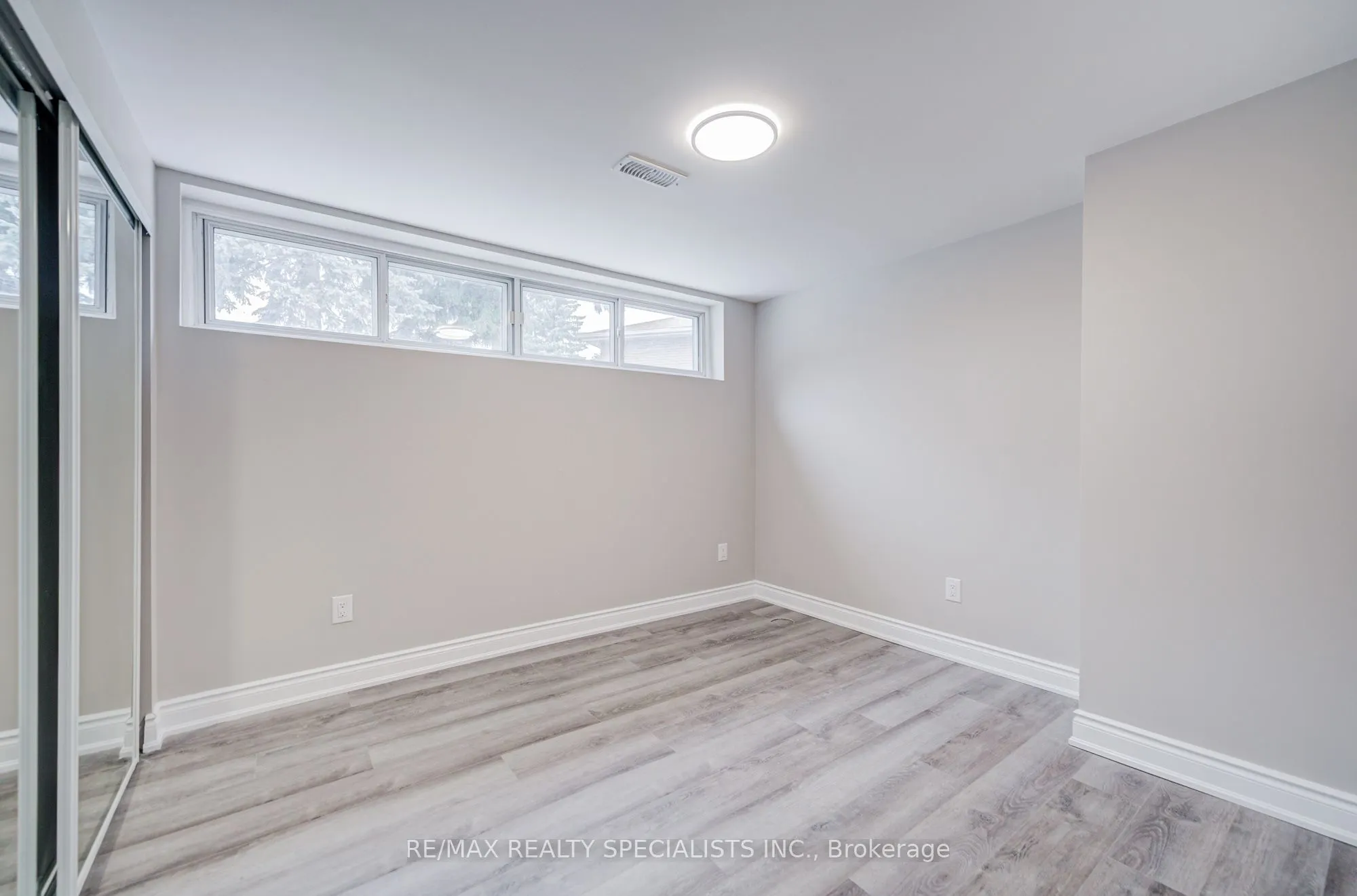 32 Drum Oak Crescent