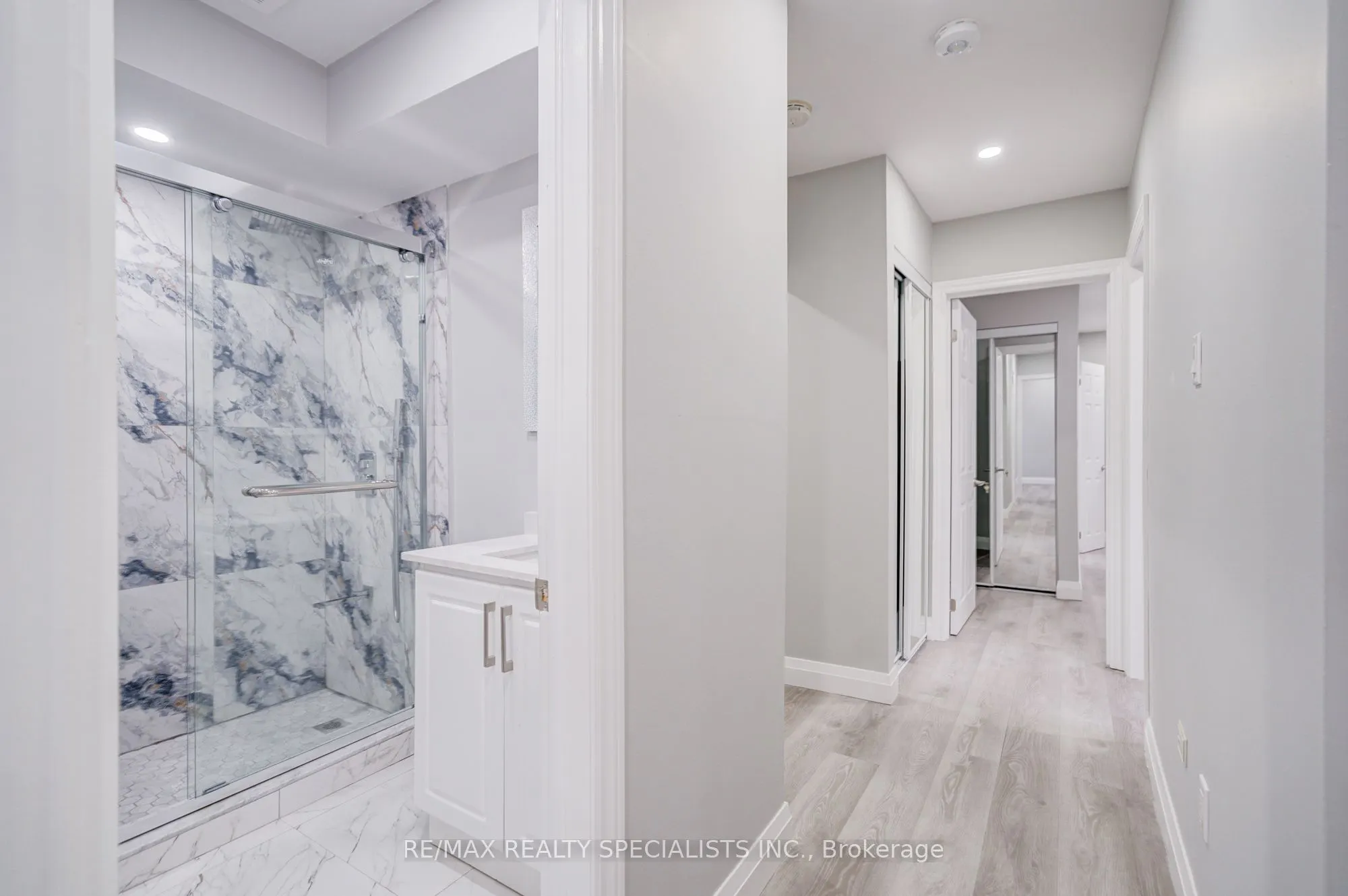 32 Drum Oak Crescent