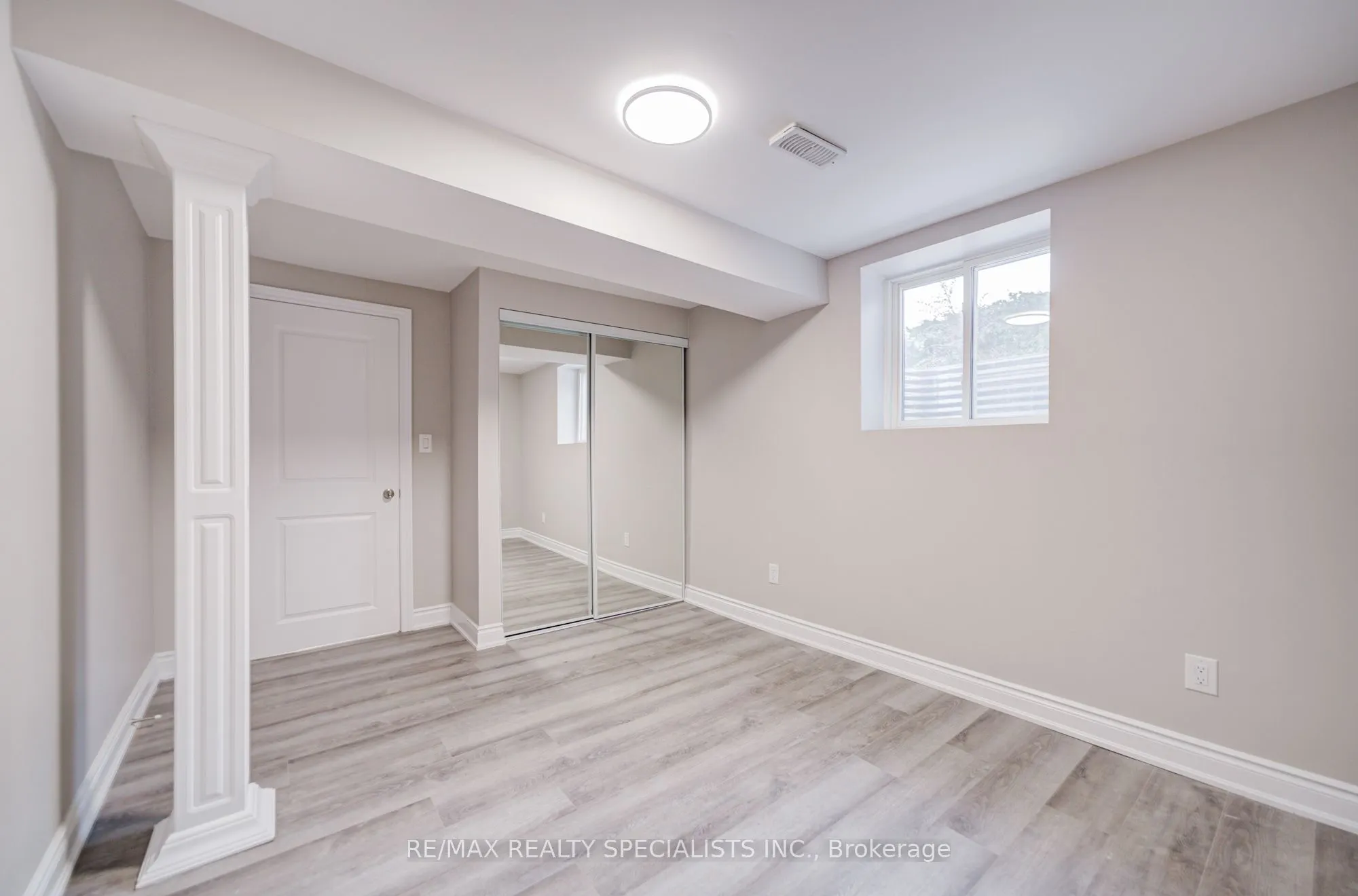 32 Drum Oak Crescent