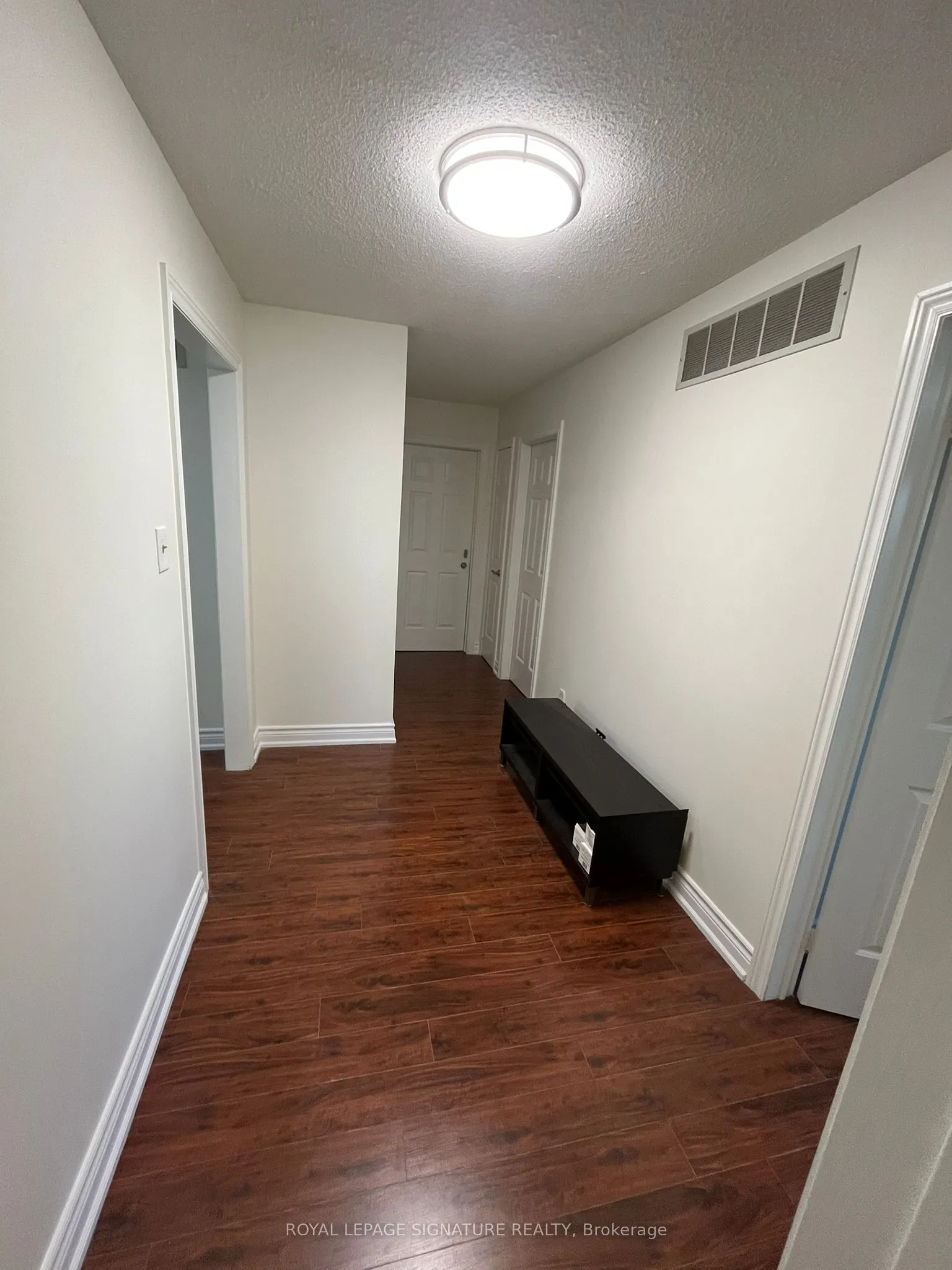 327 Evergreen Crescent, #Main