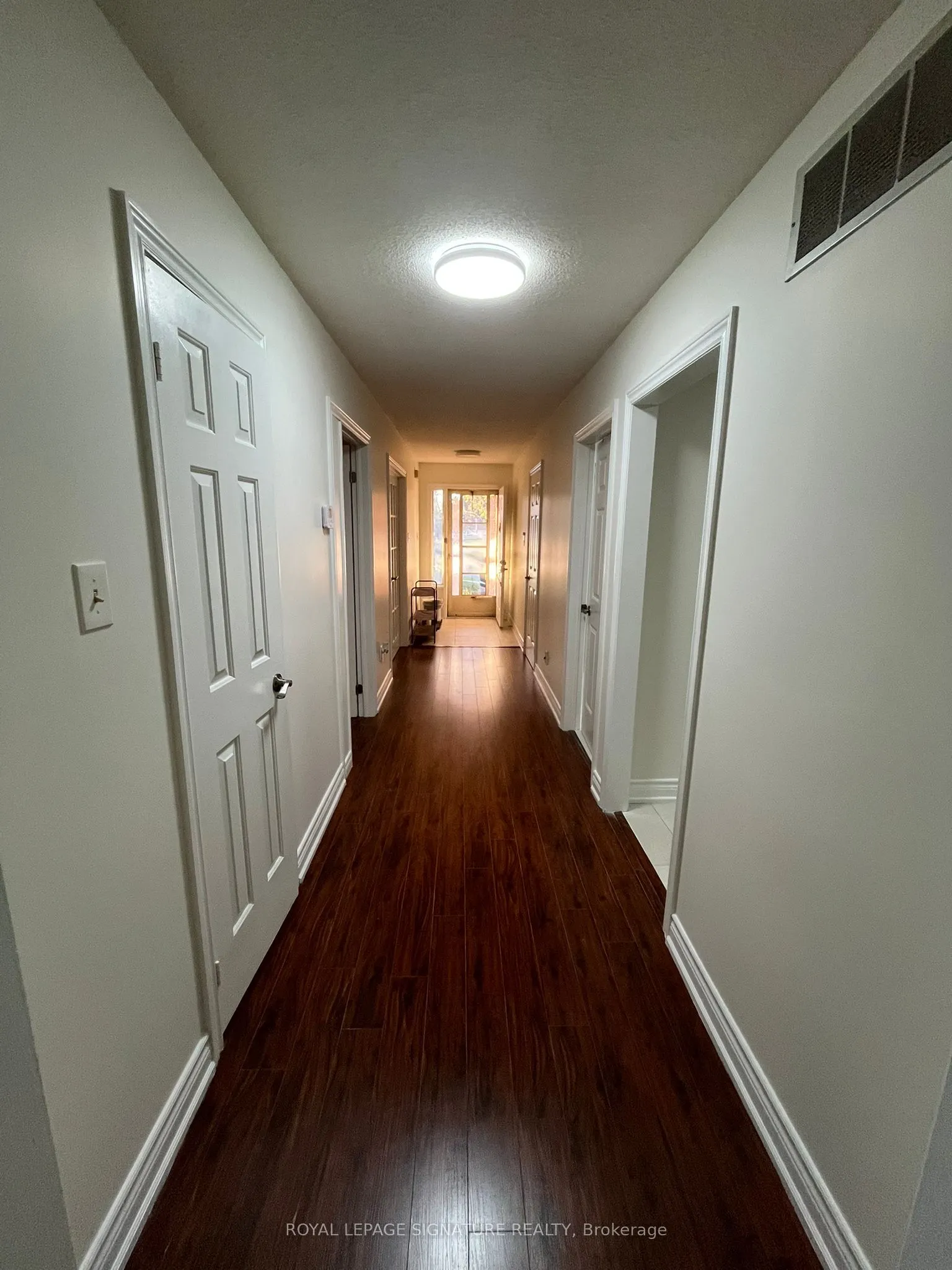 327 Evergreen Crescent, #Main