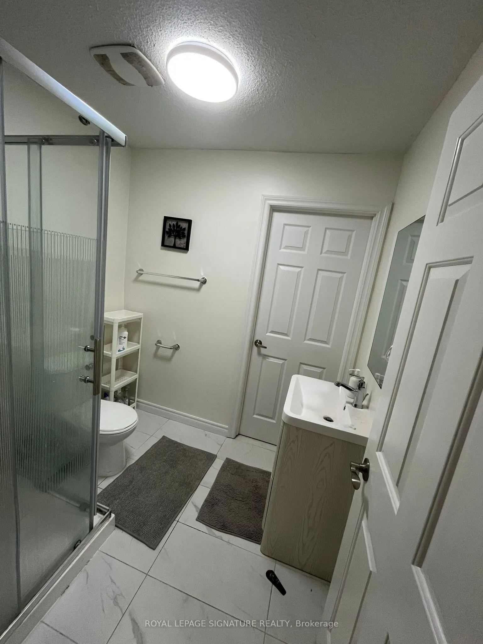 327 Evergreen Crescent, #Main