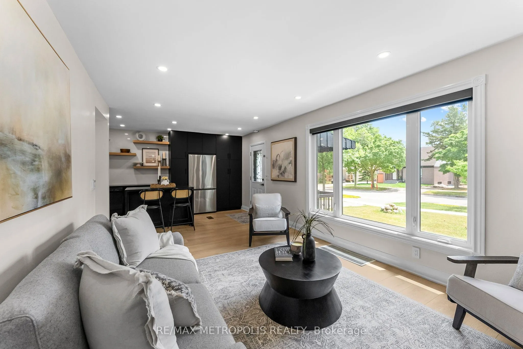 96 Allenby Avenue, #Main