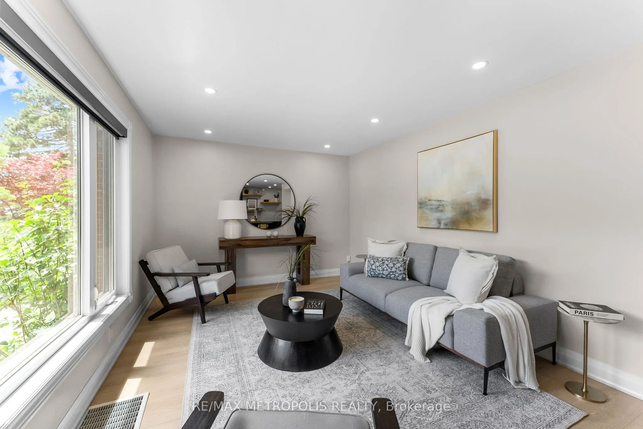 96 Allenby Avenue, #Main