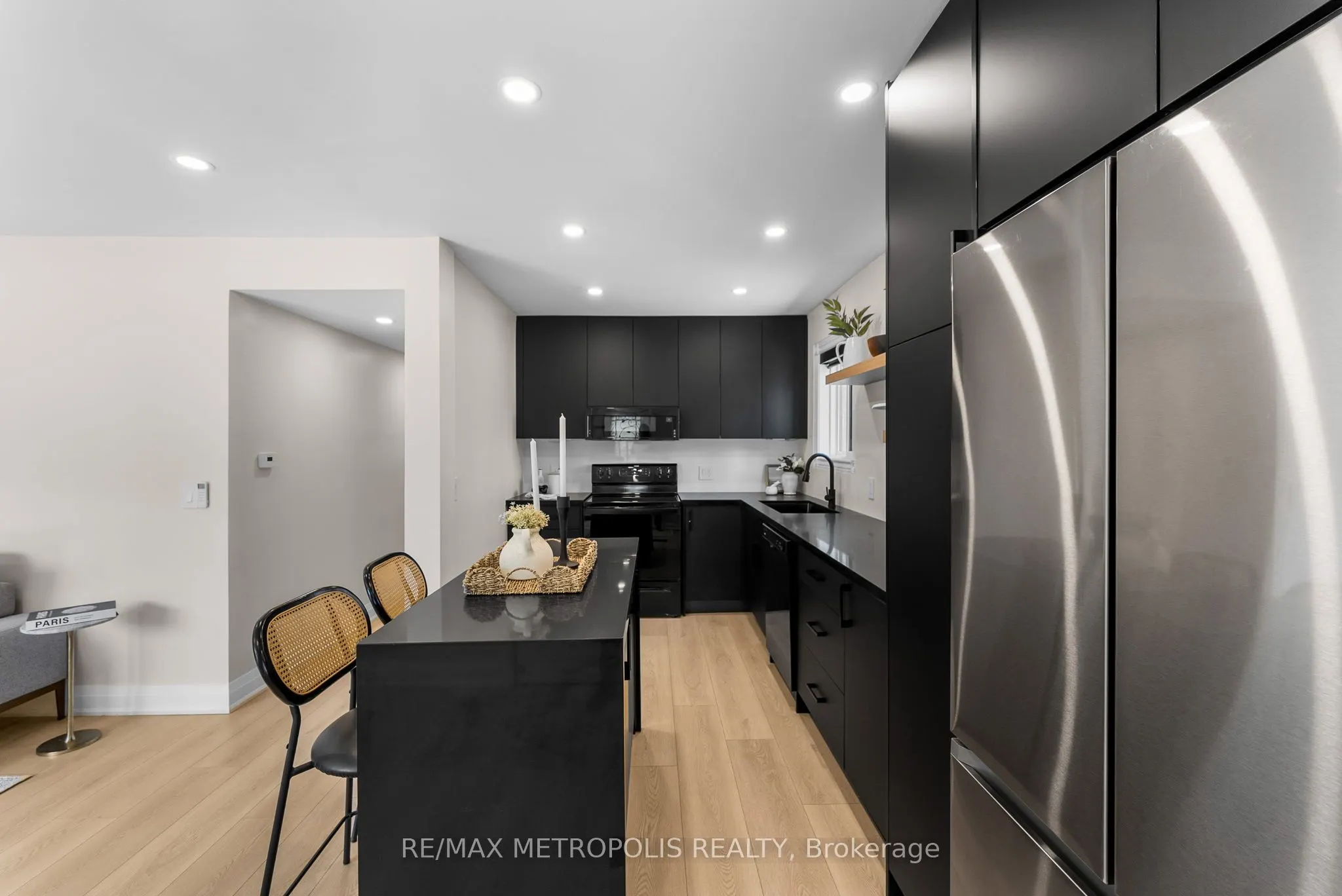 96 Allenby Avenue, #Main