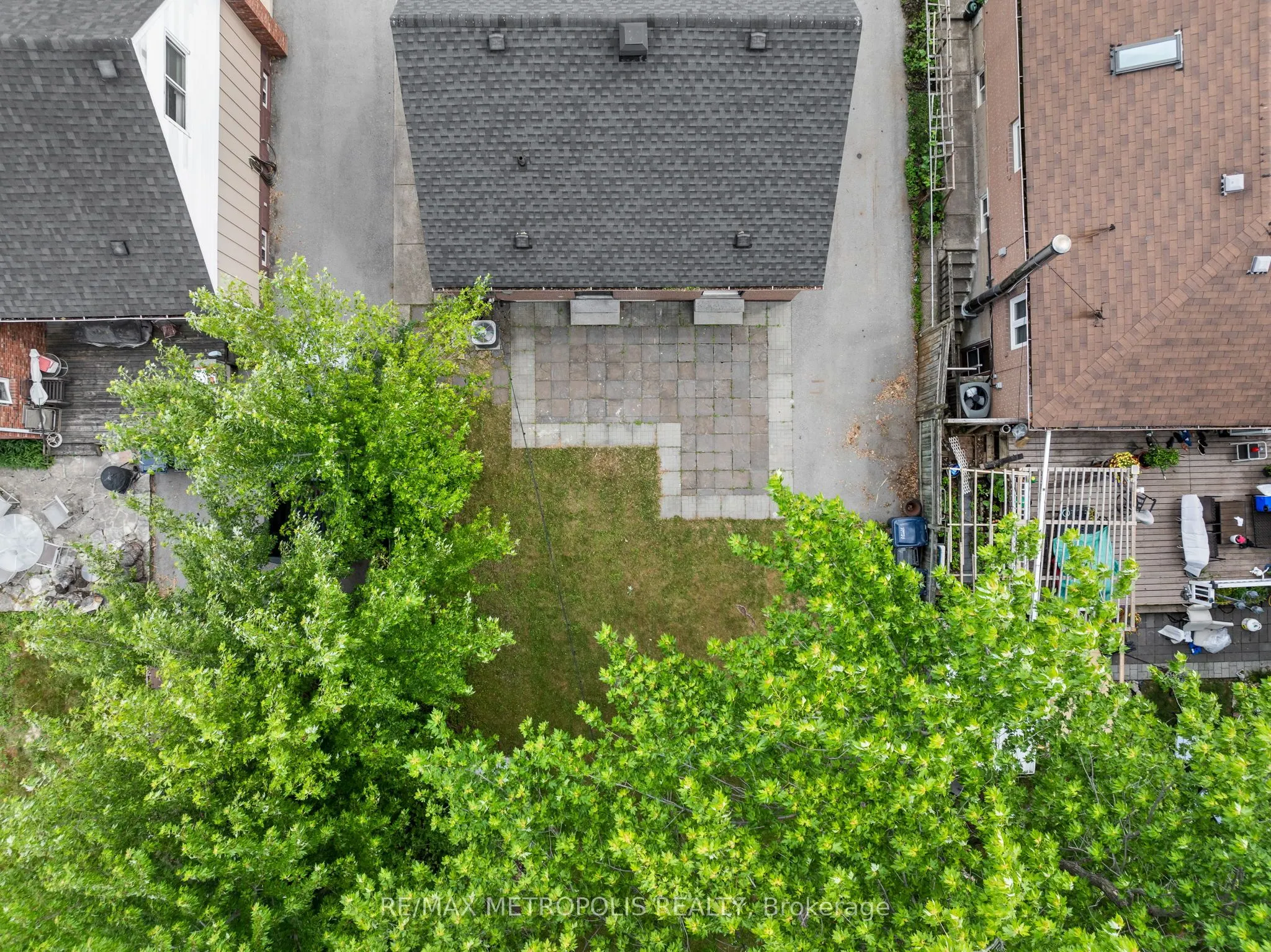 96 Allenby Avenue, #Main