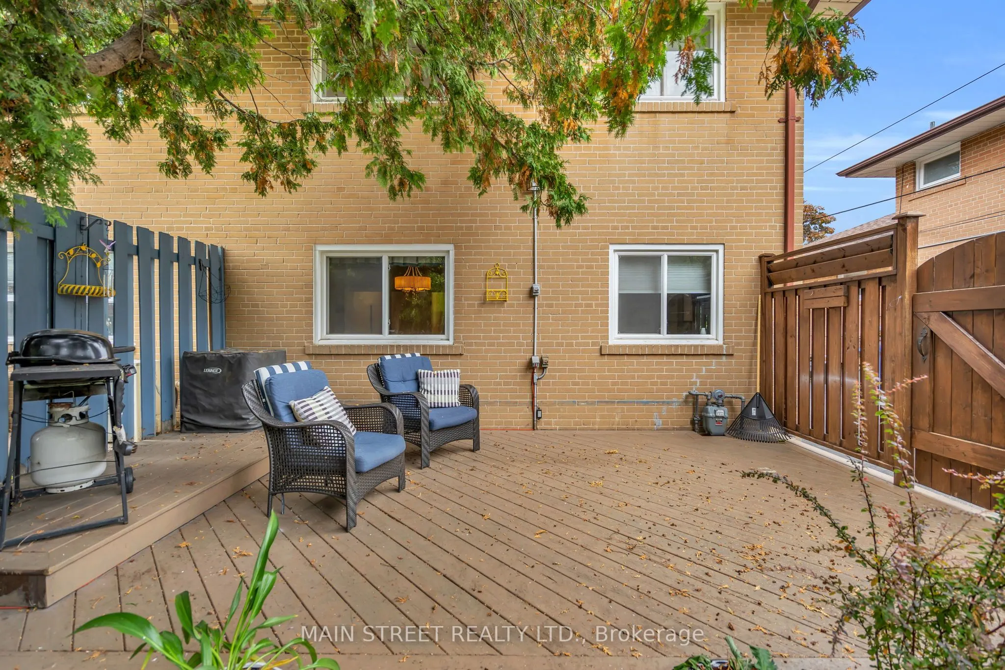 47 Graystone Gardens