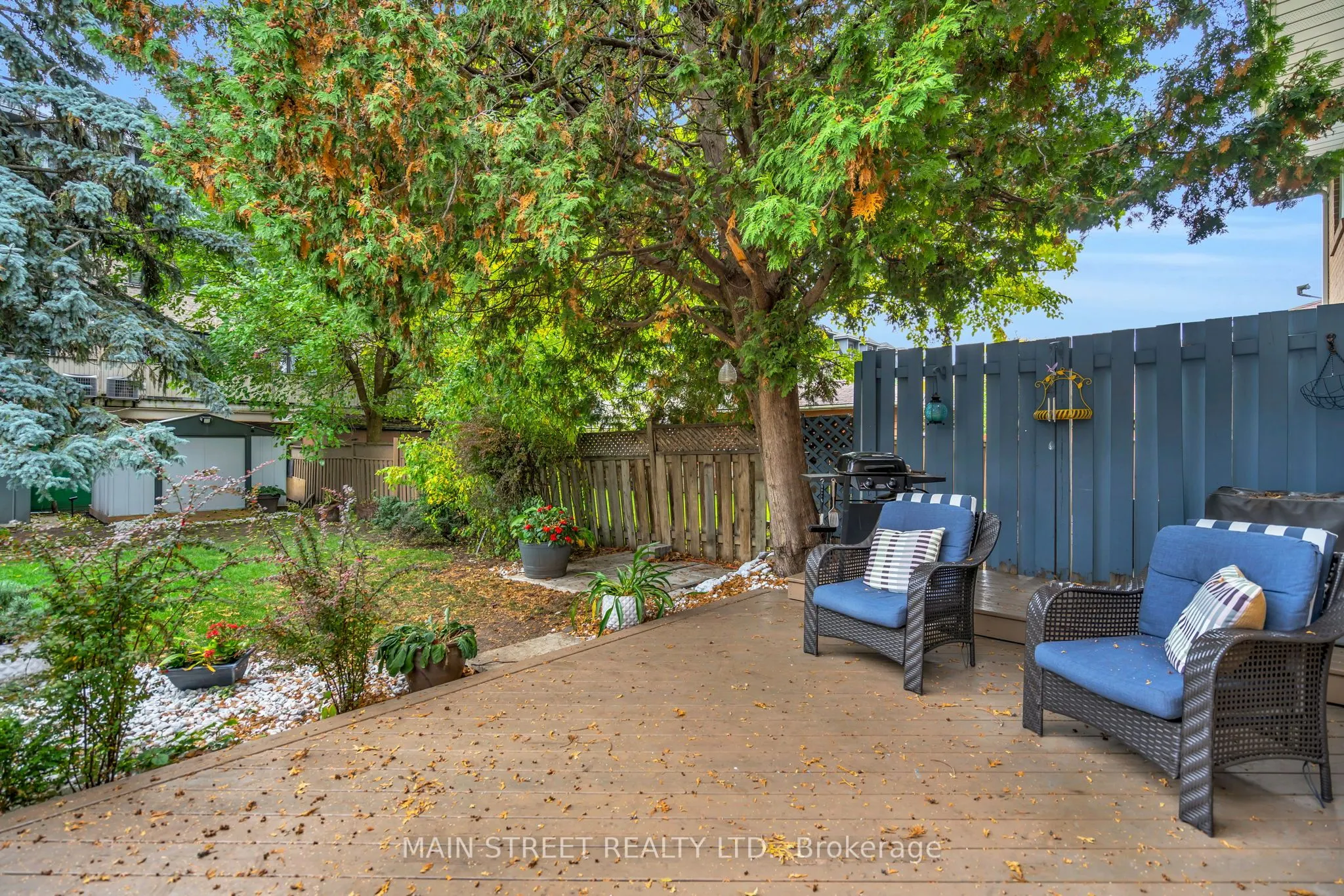 47 Graystone Gardens