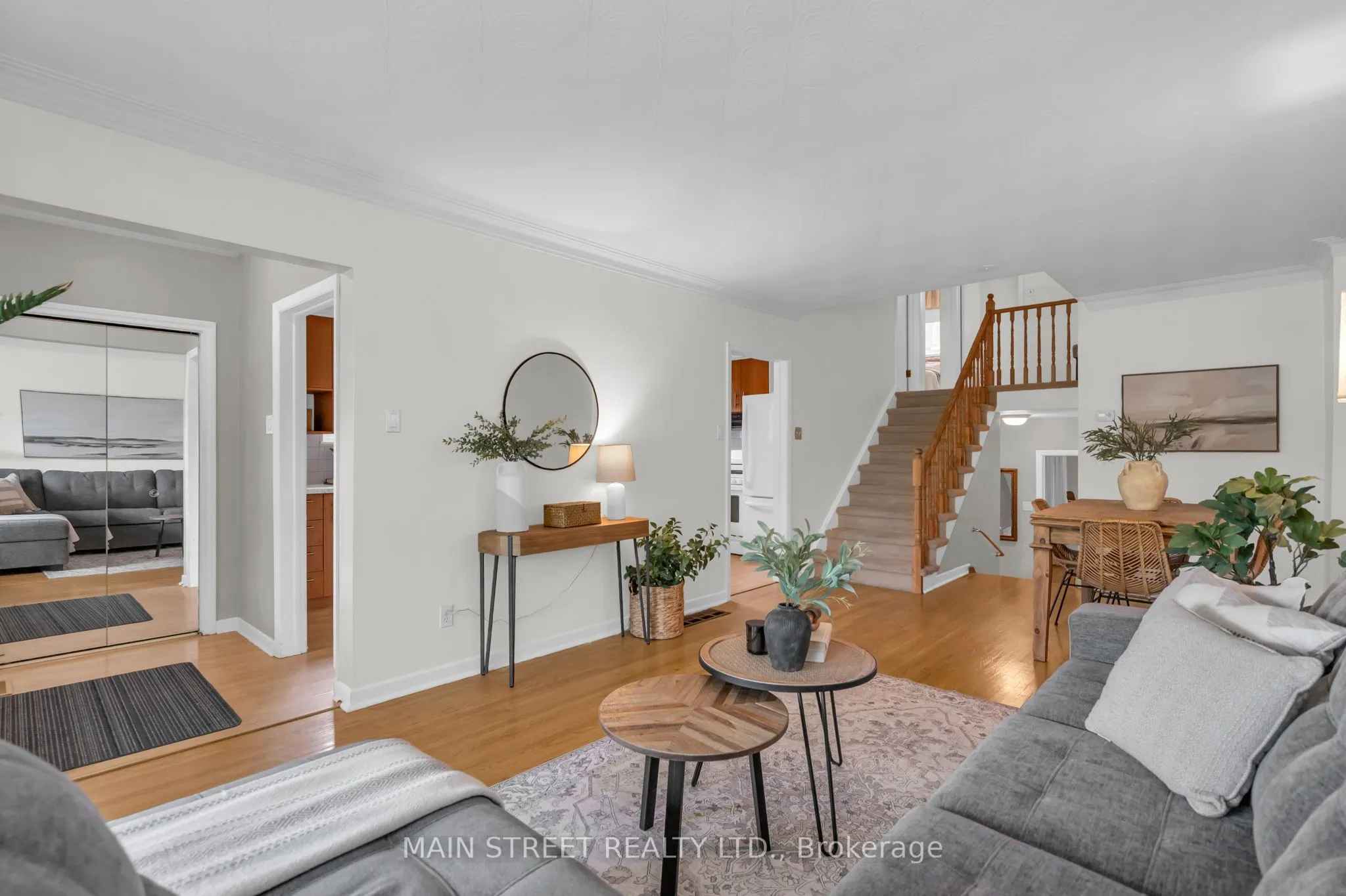 47 Graystone Gardens