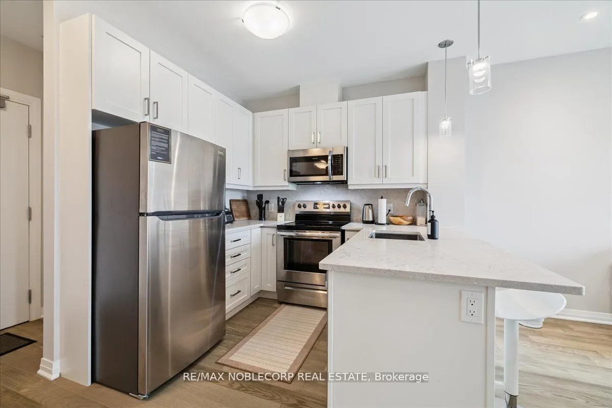 50 Kaitting Trail, #516