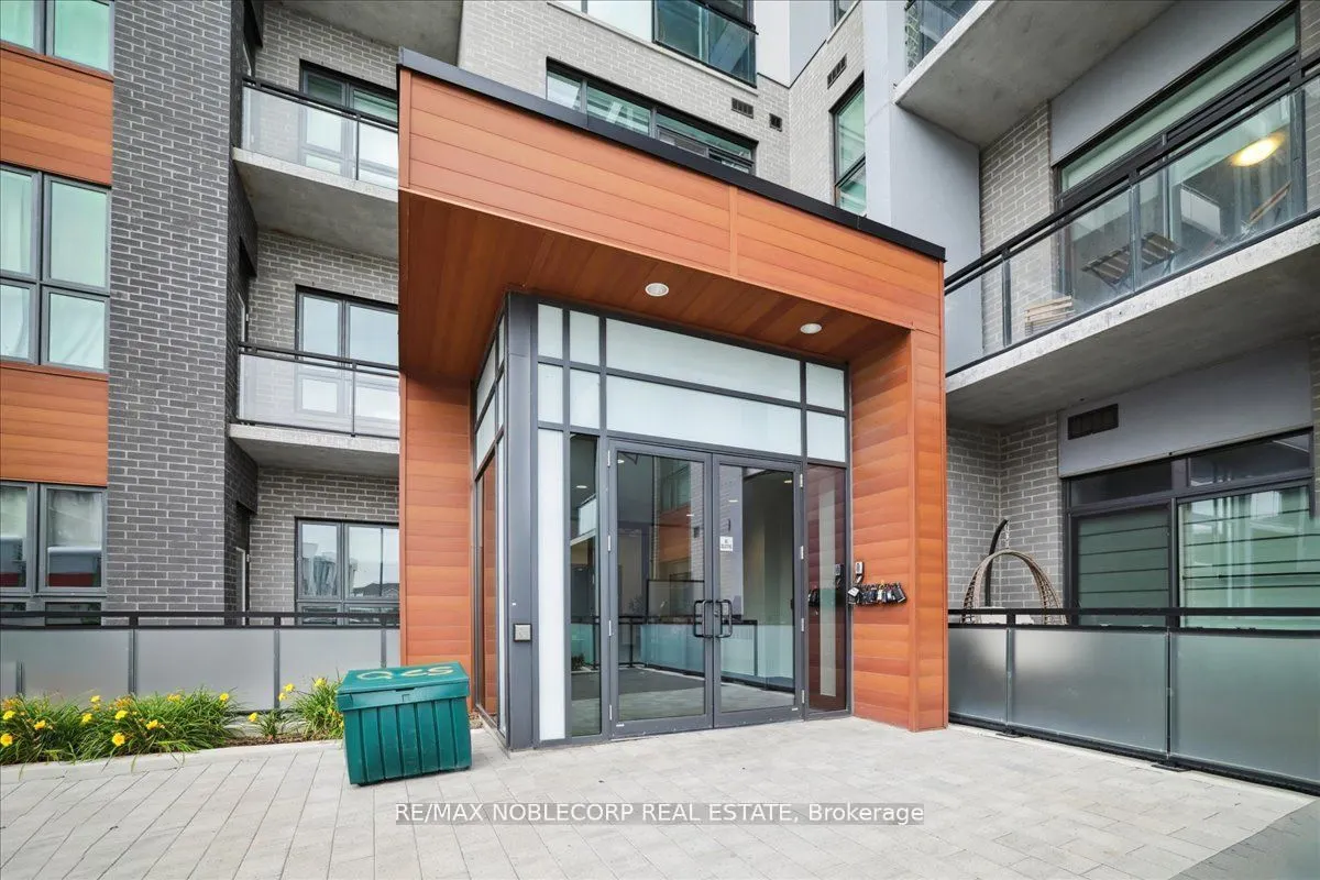 50 Kaitting Trail, #516