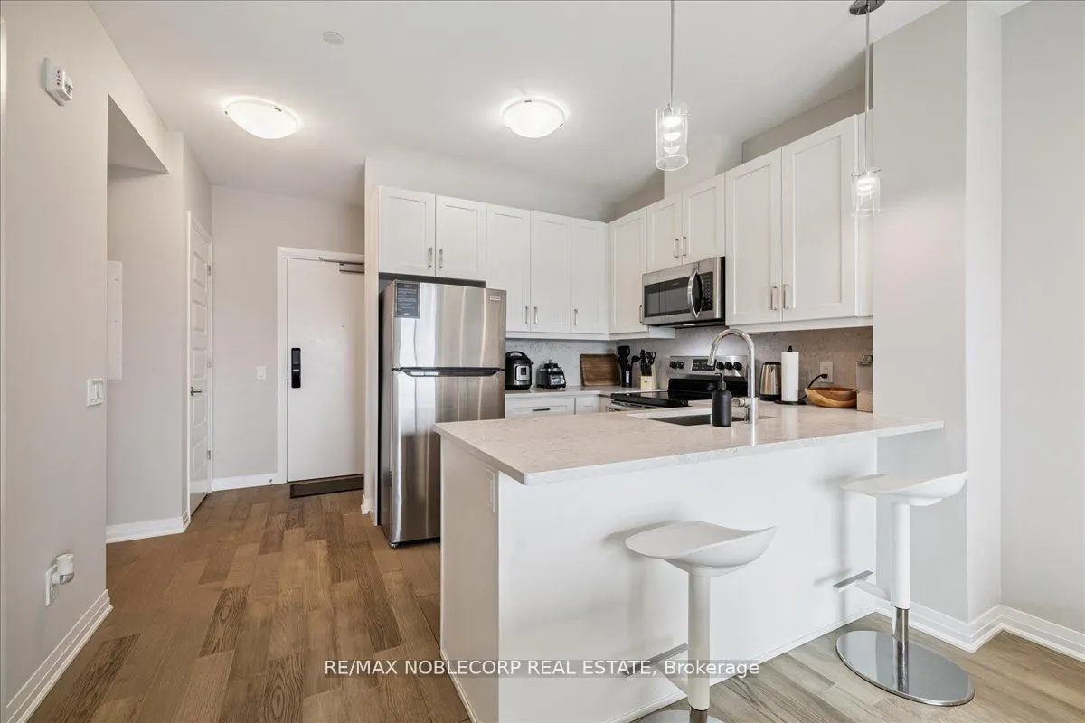 50 Kaitting Trail, #516