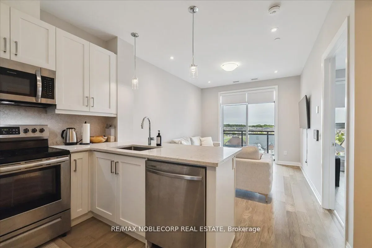 50 Kaitting Trail, #516