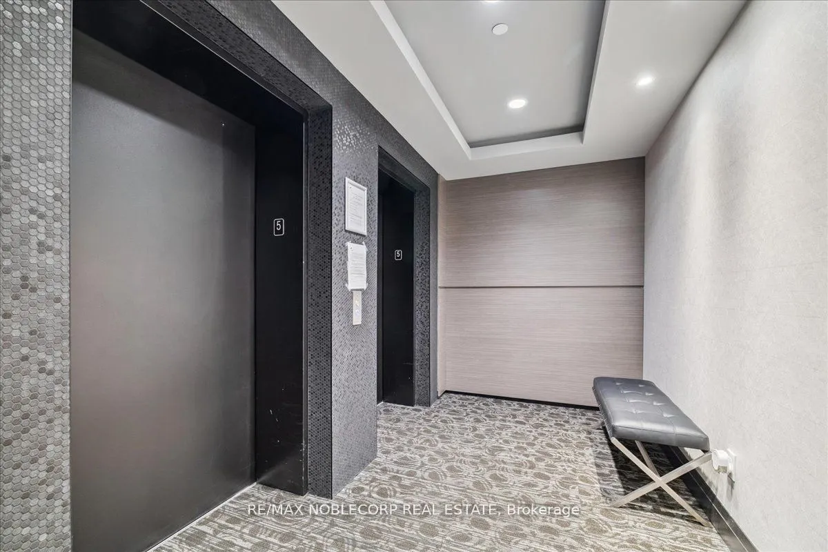 50 Kaitting Trail, #516