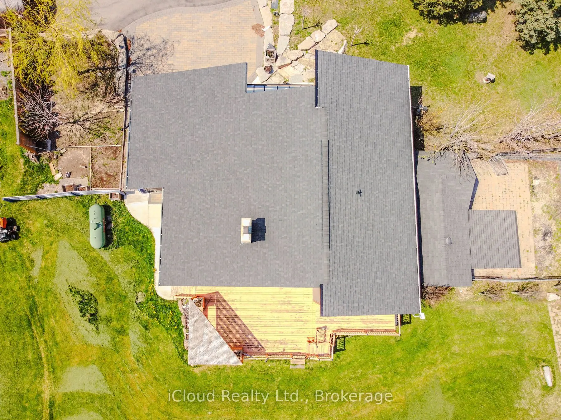 4573 Charleston Side Road