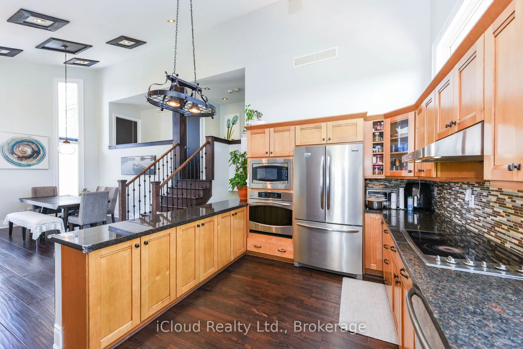 4573 Charleston Side Road