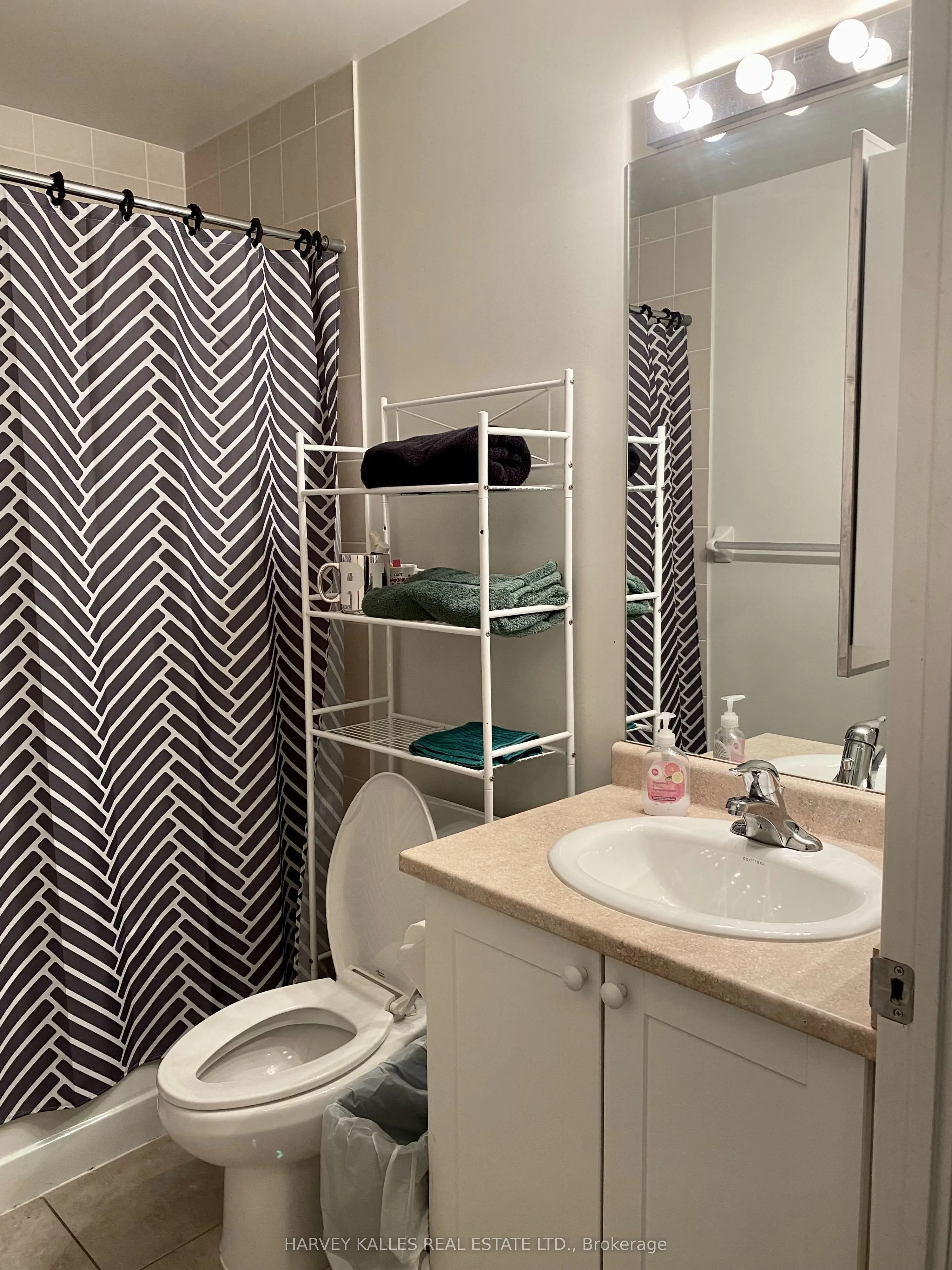 339 Rathburn Road W, #202