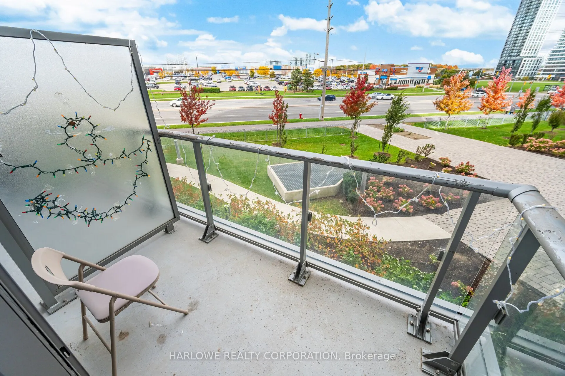 4655 Metcalfe Avenue, #204