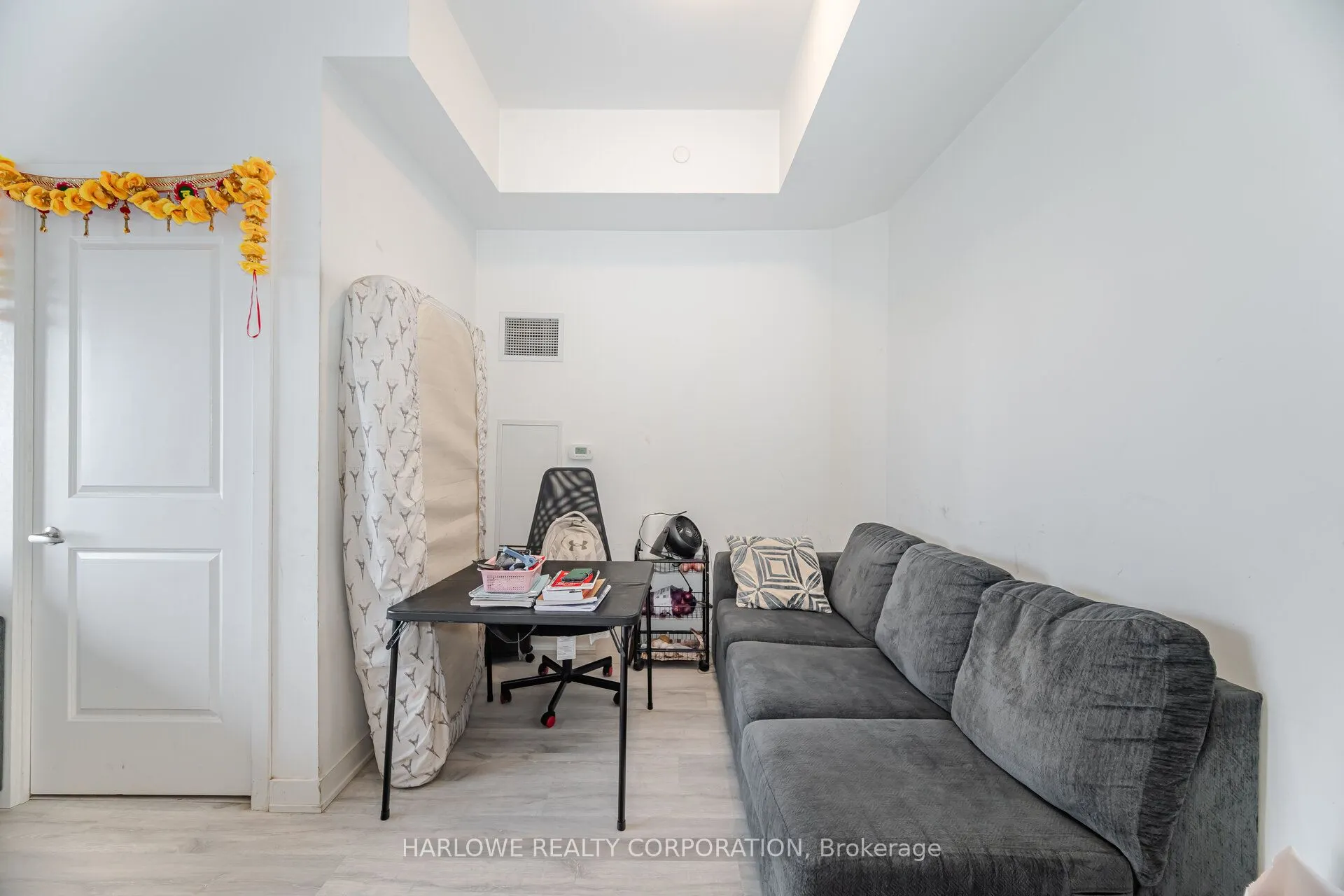 4655 Metcalfe Avenue, #204