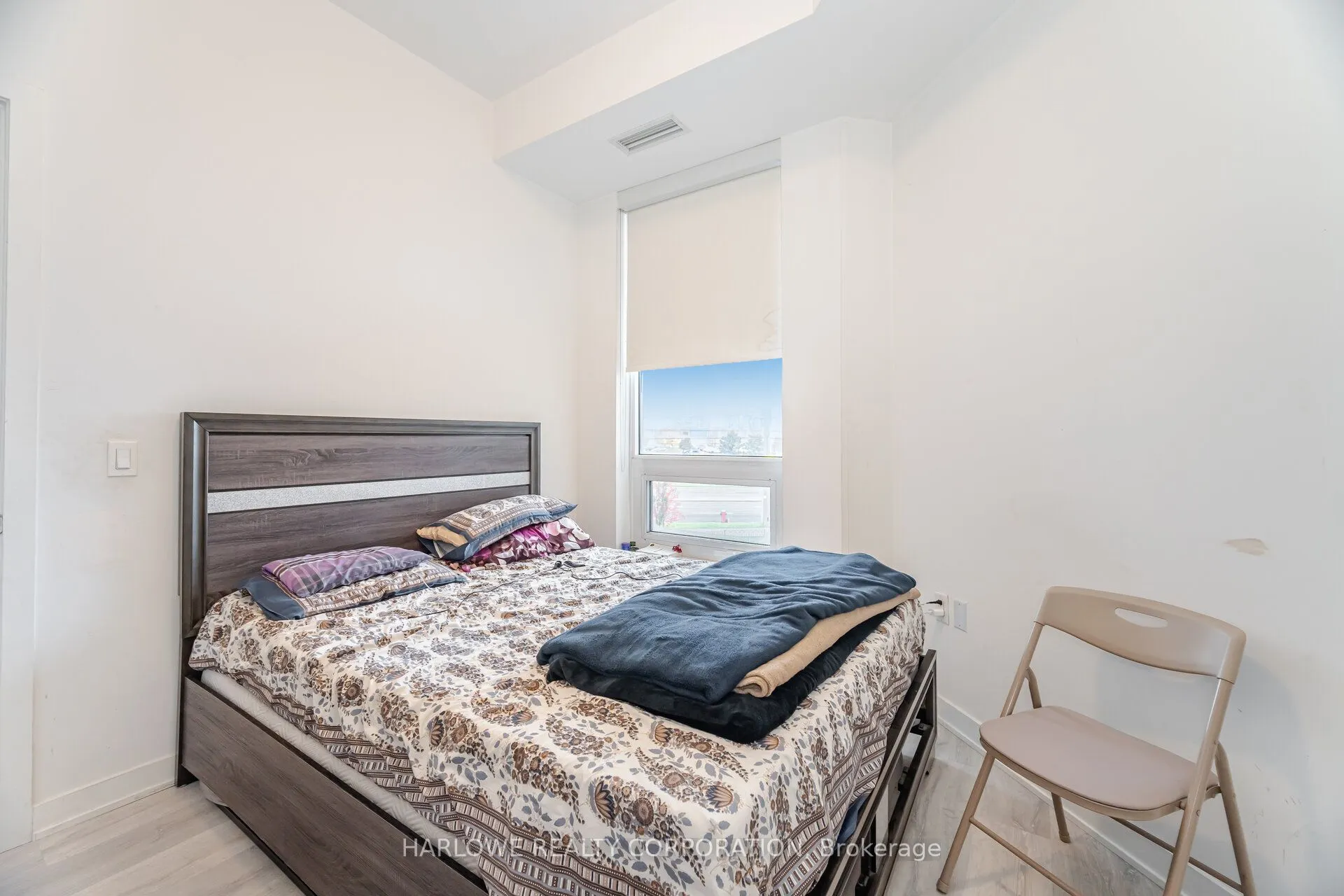 4655 Metcalfe Avenue, #204