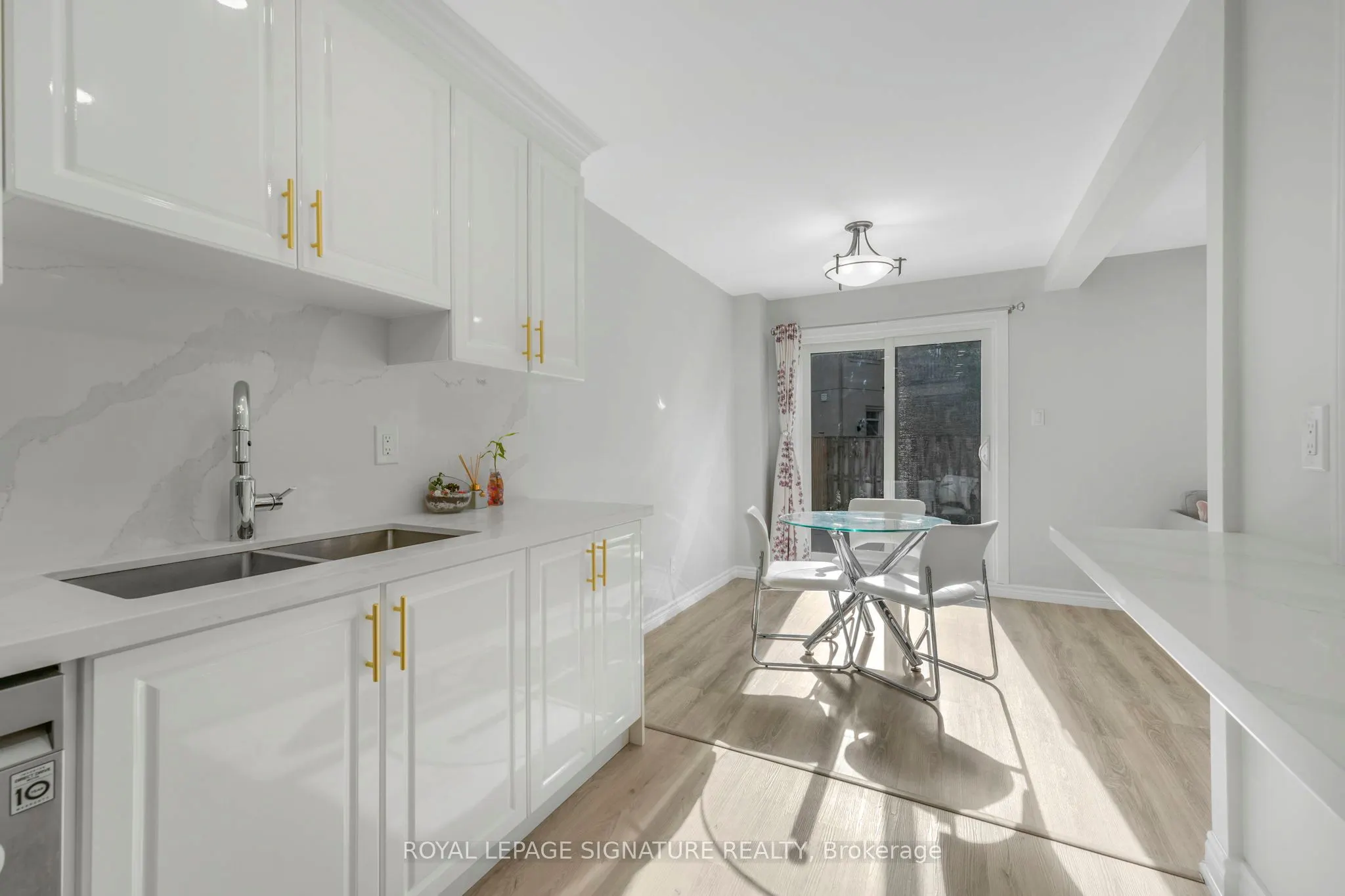 4100 Bishopstoke Lane