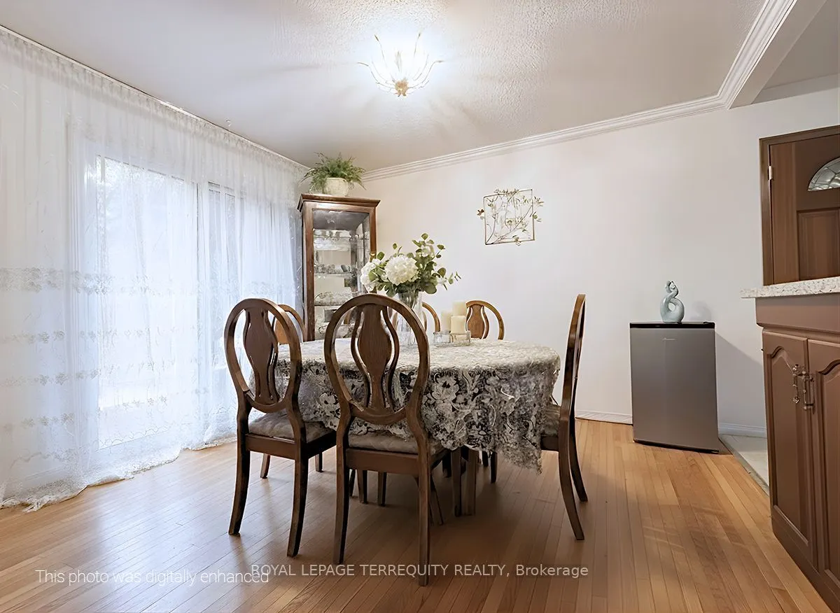 1704 Oberon Crescent