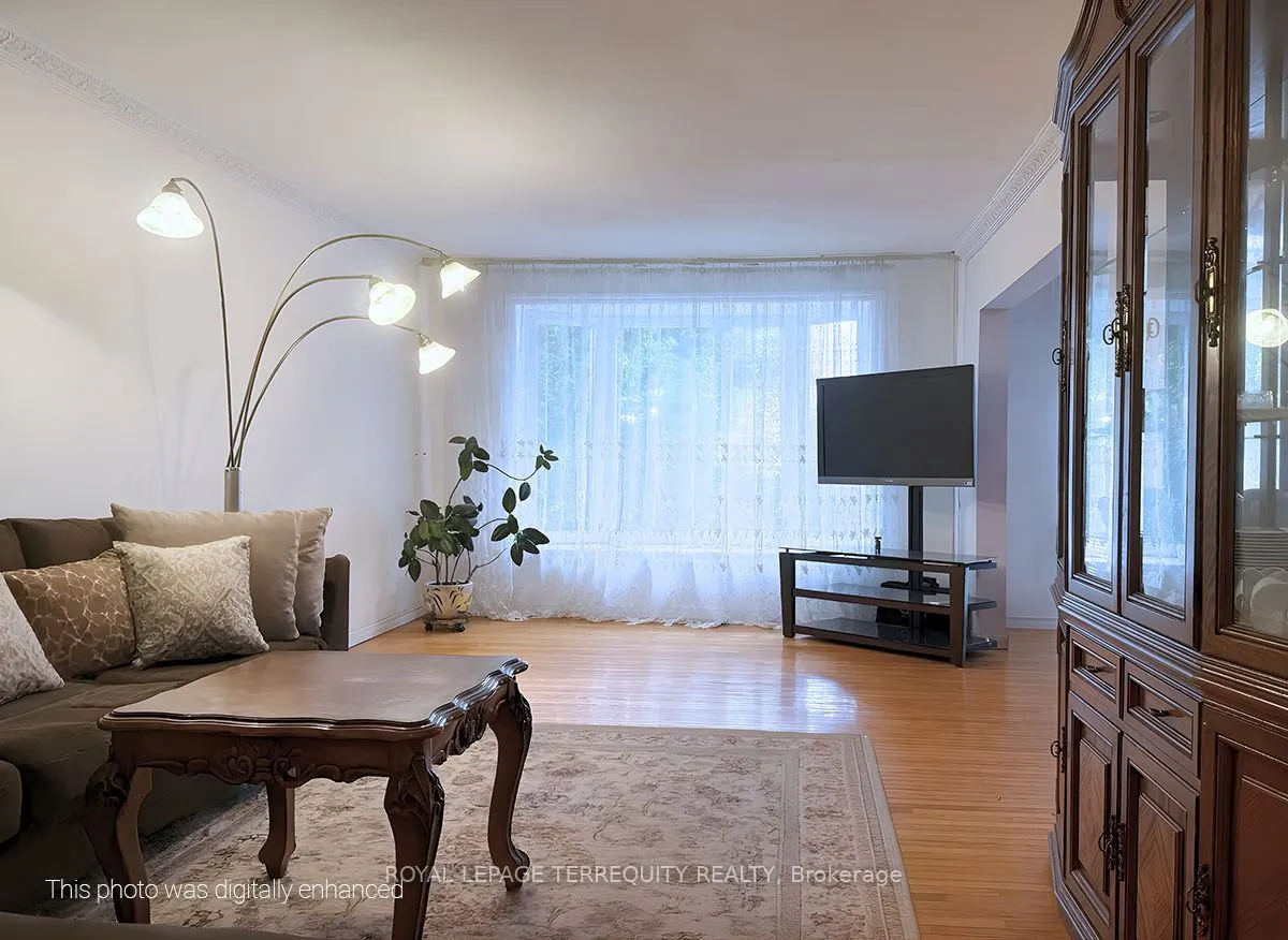 1704 Oberon Crescent