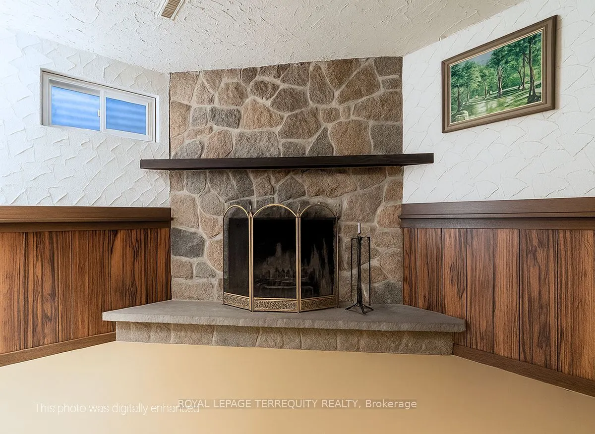 1704 Oberon Crescent