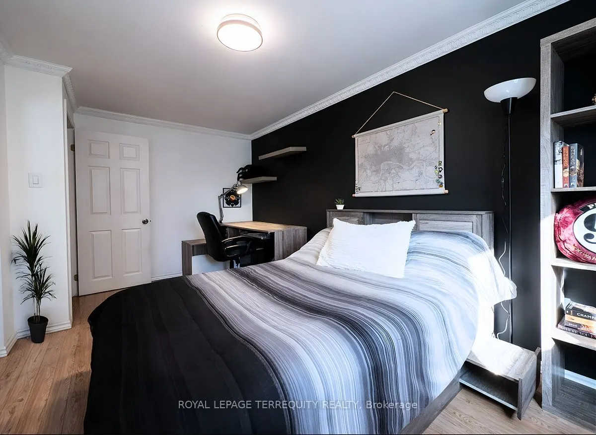 1704 Oberon Crescent