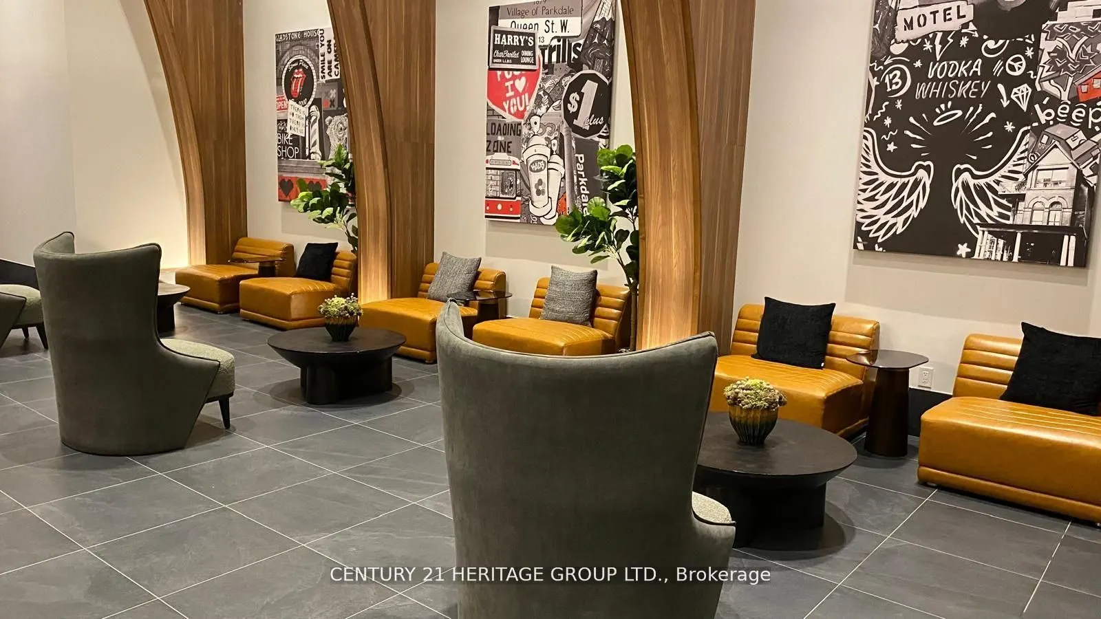 270 Dufferin Street, #402