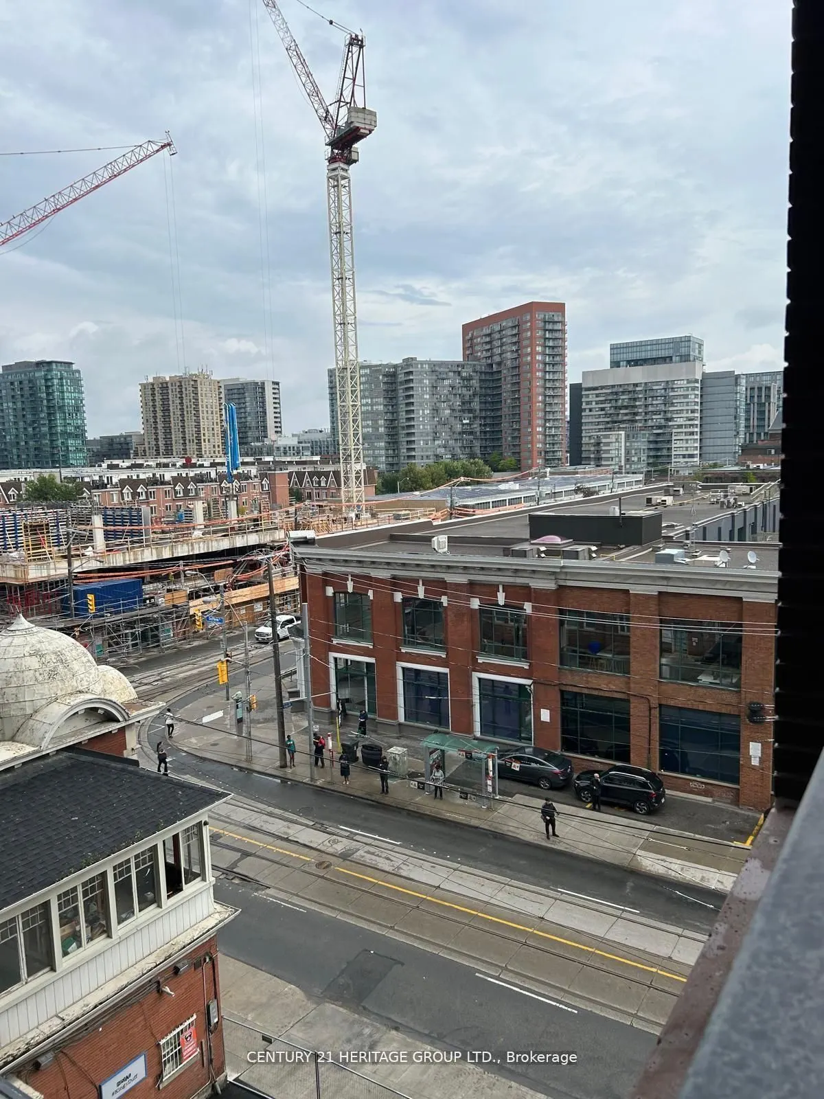 270 Dufferin Street, #402