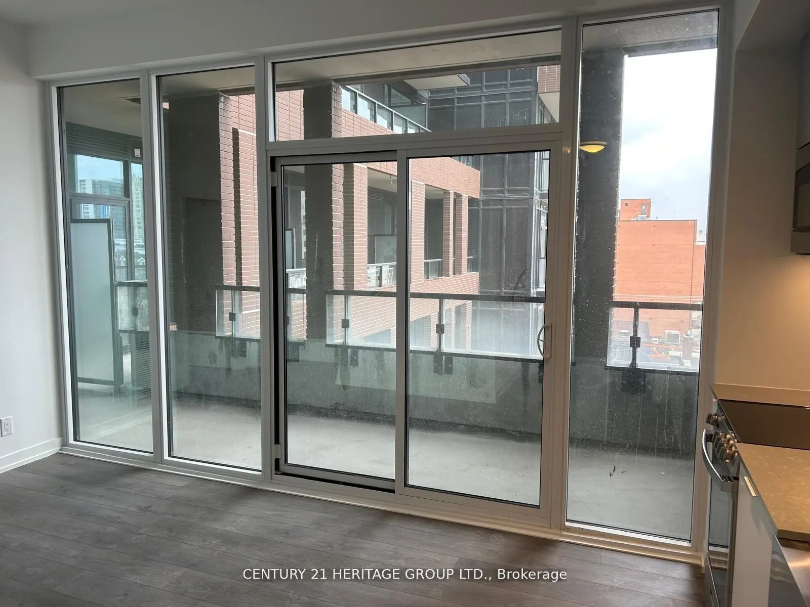 270 Dufferin Street, #402