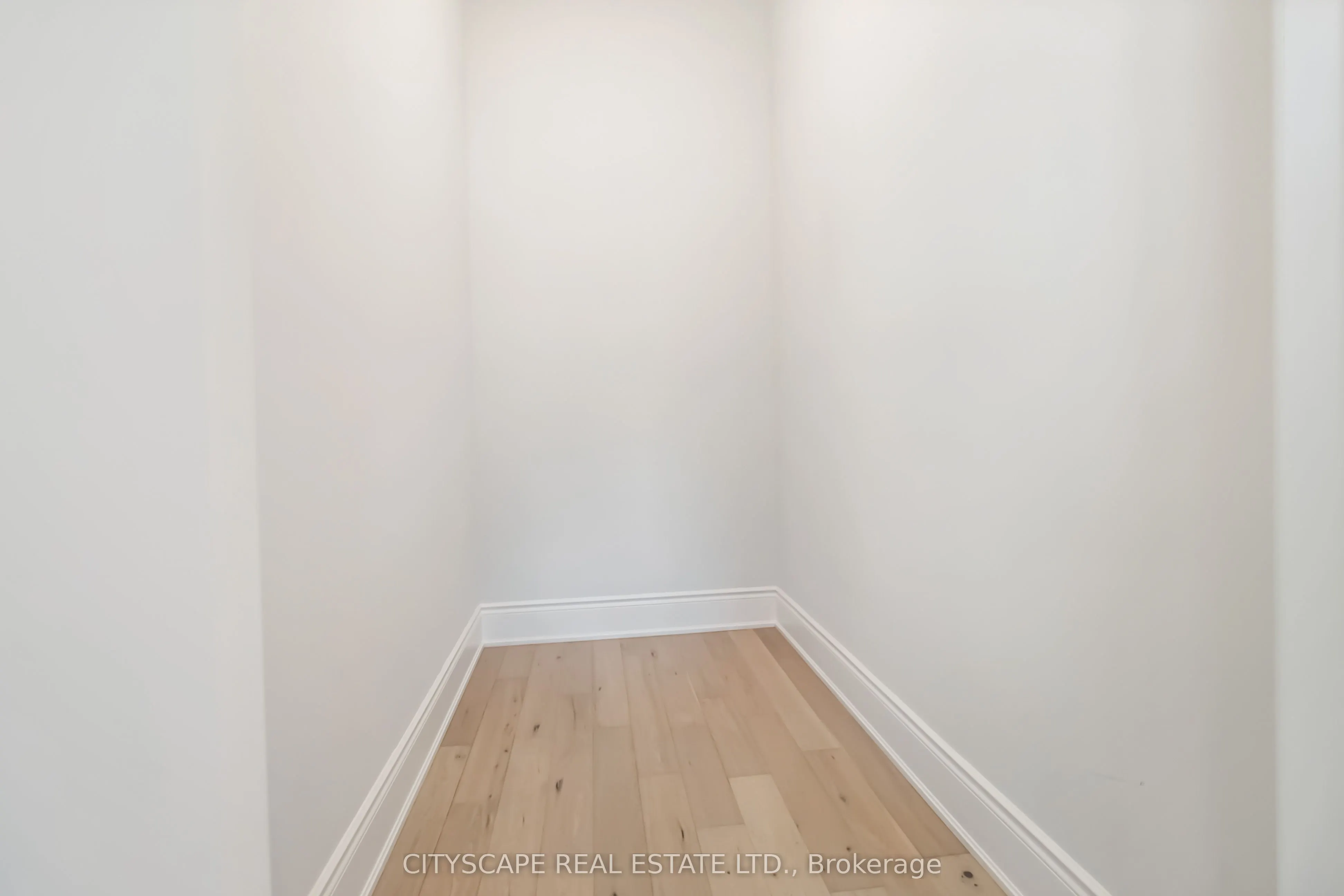 1268 Meadowside Path