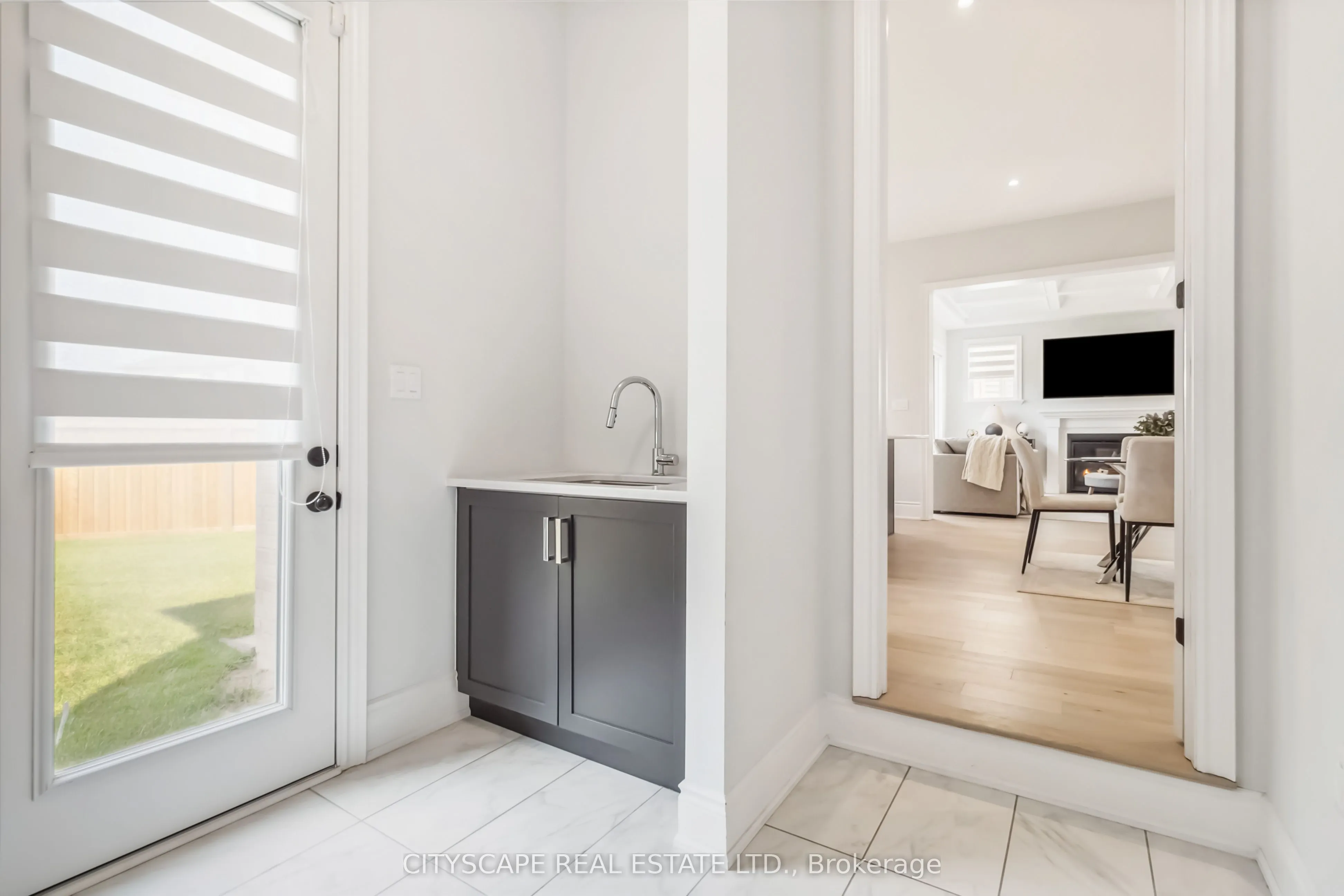 1268 Meadowside Path