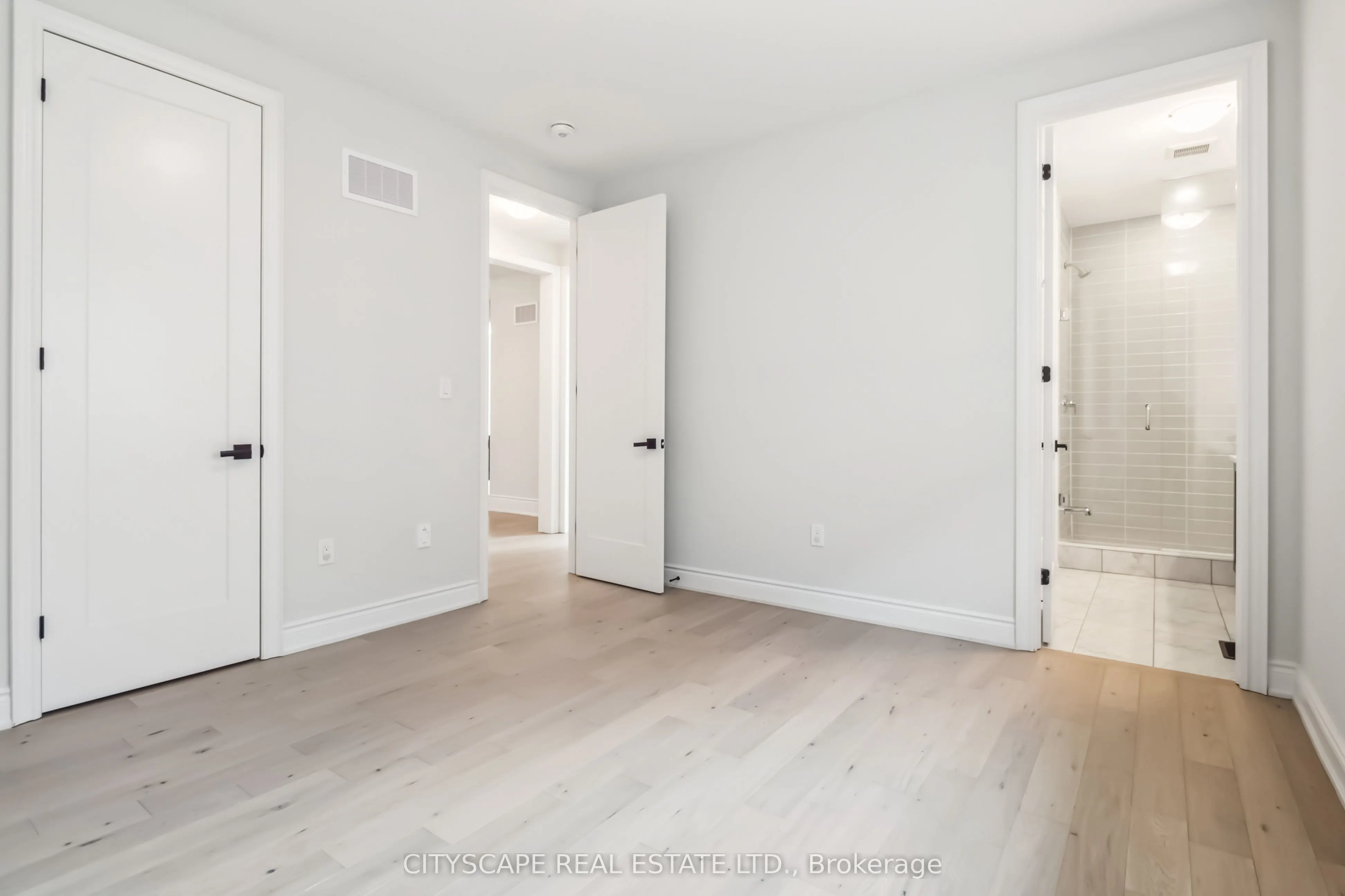 1268 Meadowside Path