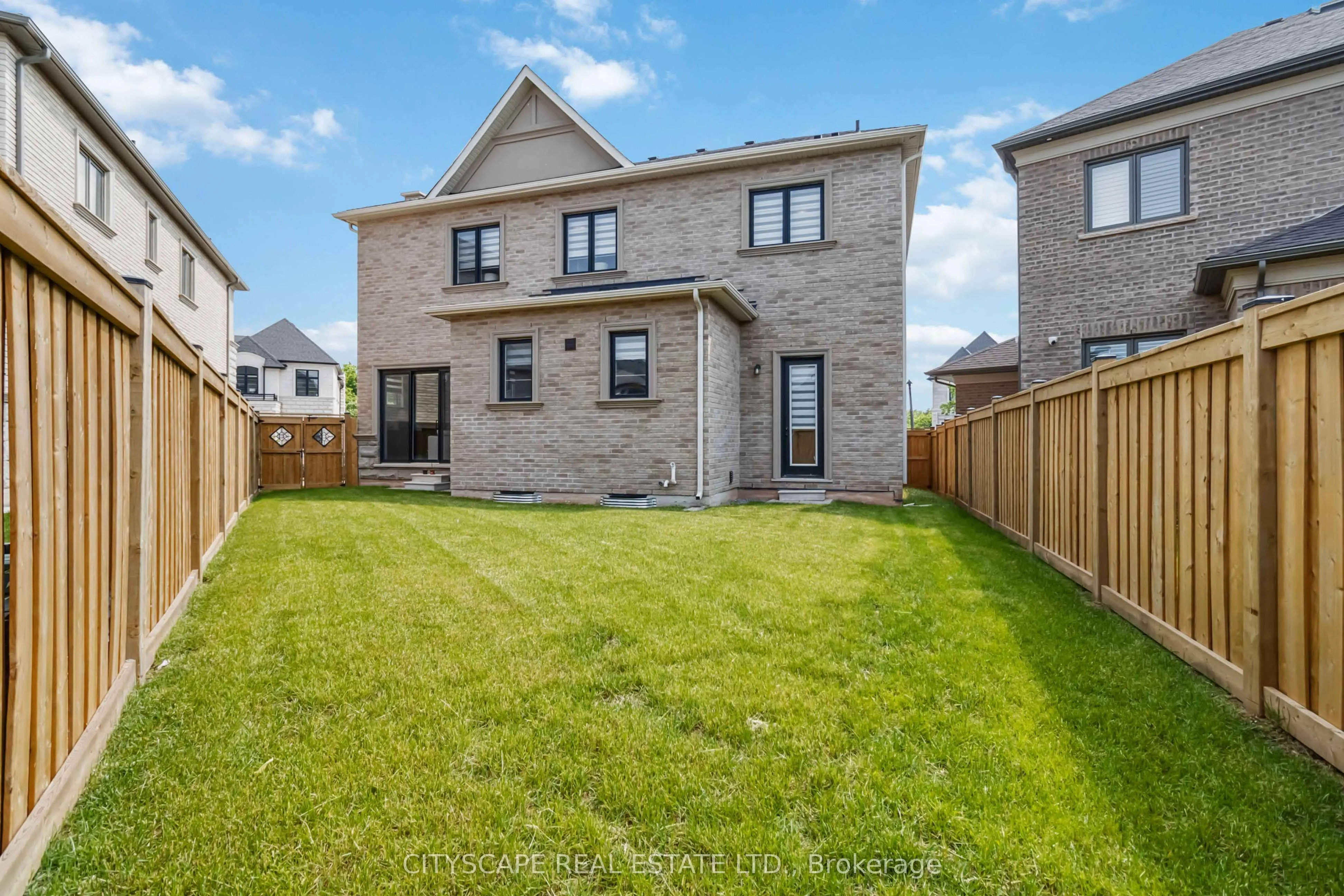 1268 Meadowside Path