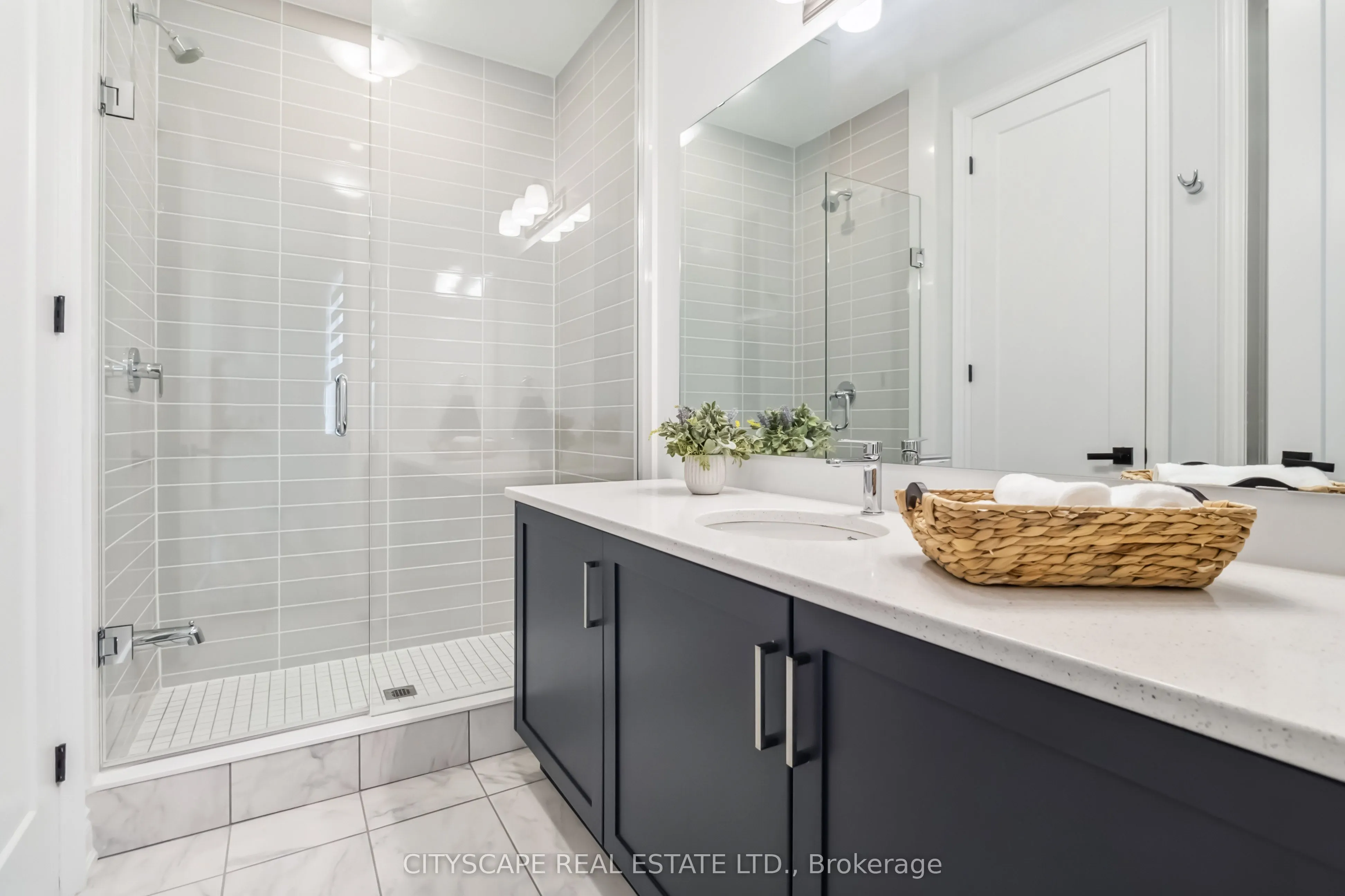 1268 Meadowside Path